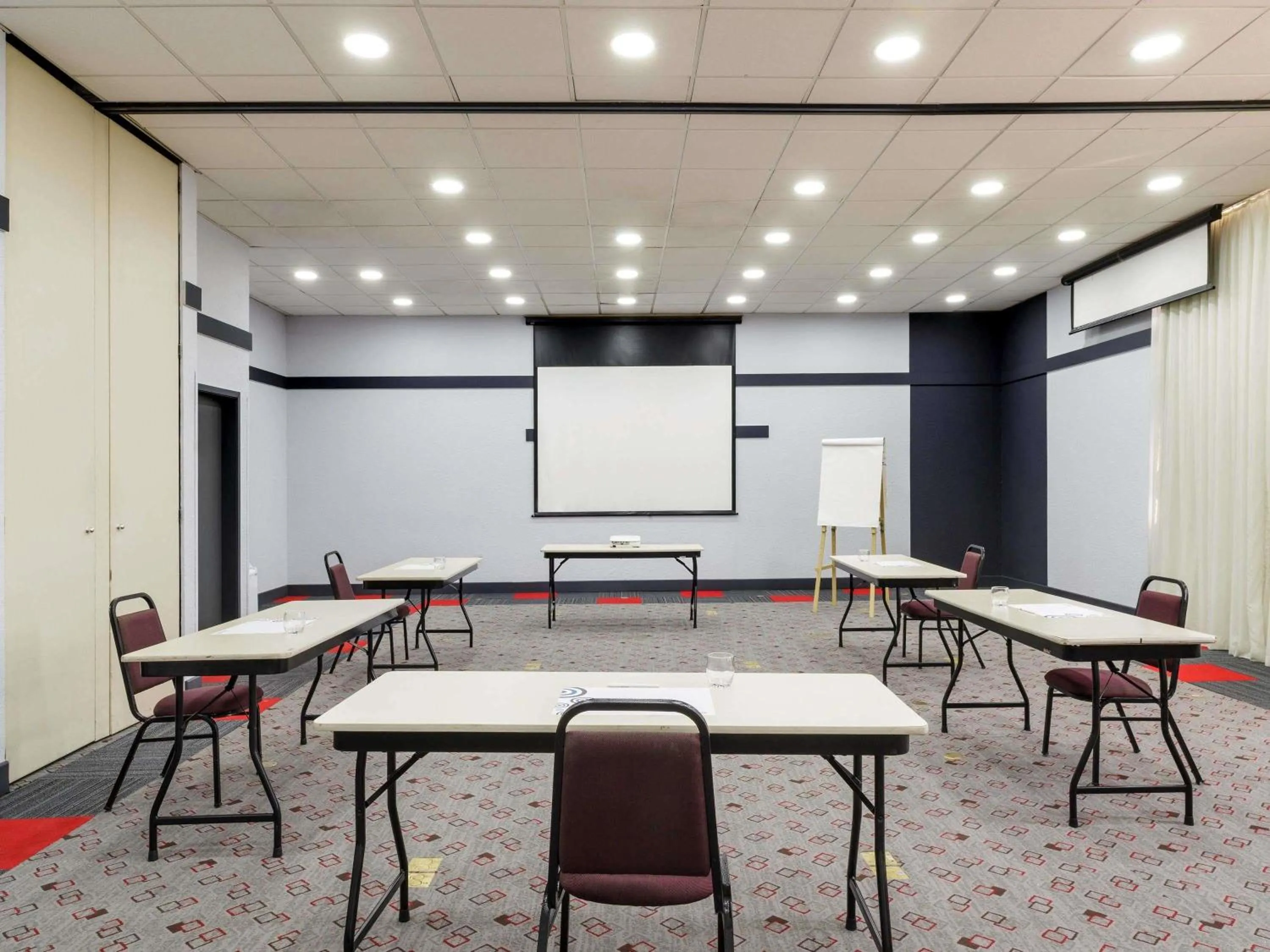 Meeting/conference room in ibis Sao Jose dos Campos Dutra