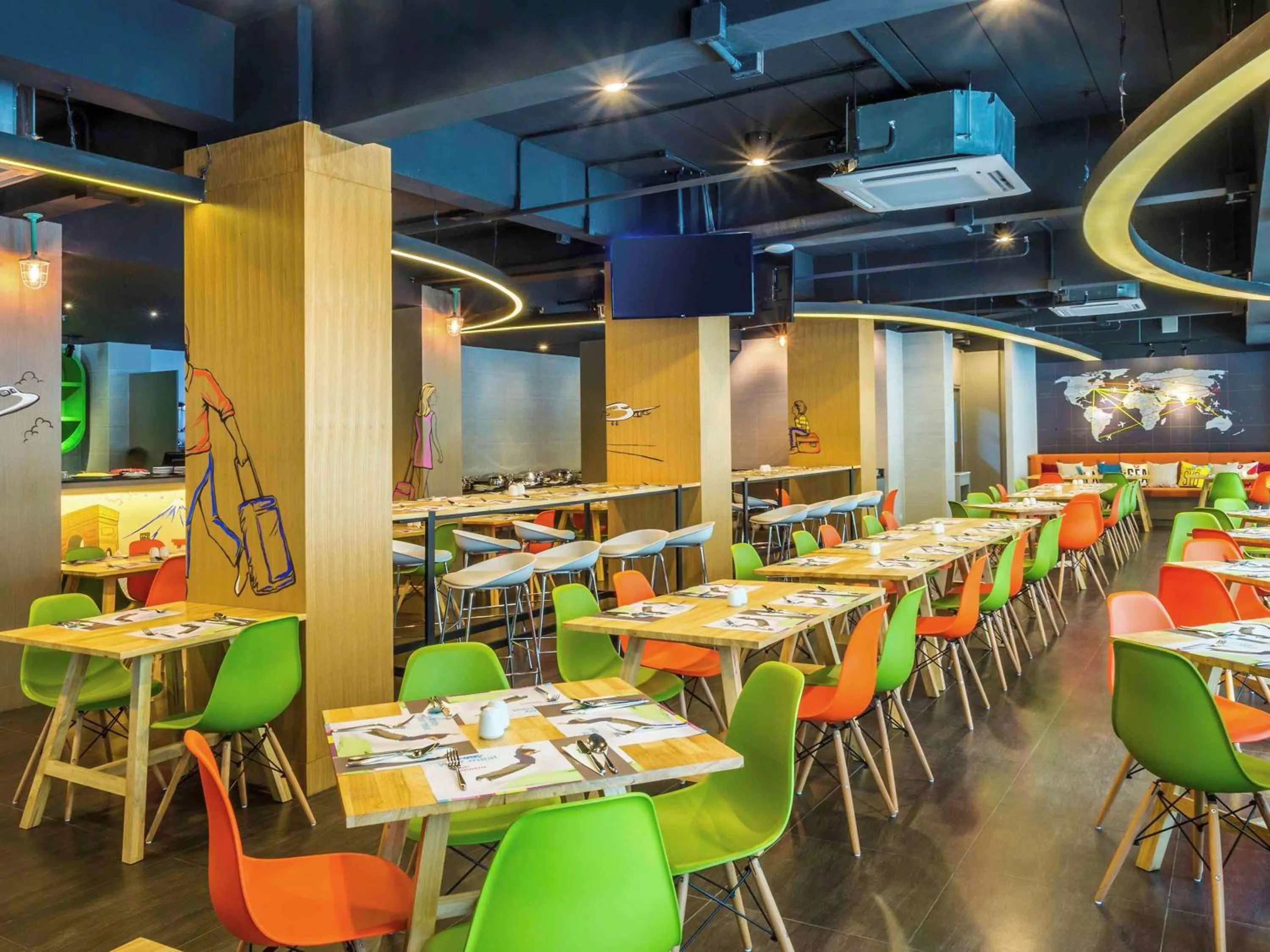 Restaurant/places to eat in Ibis Styles Bangkok Sukhumvit 50