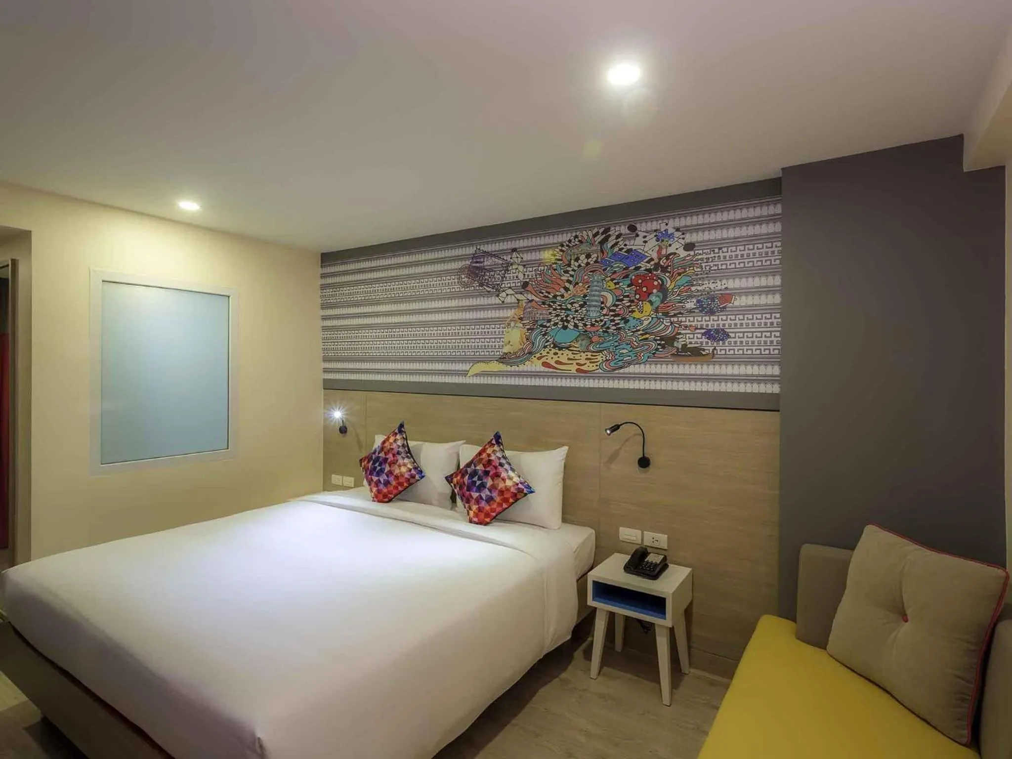 Bedroom, Bed in Ibis Styles Bangkok Sukhumvit 50