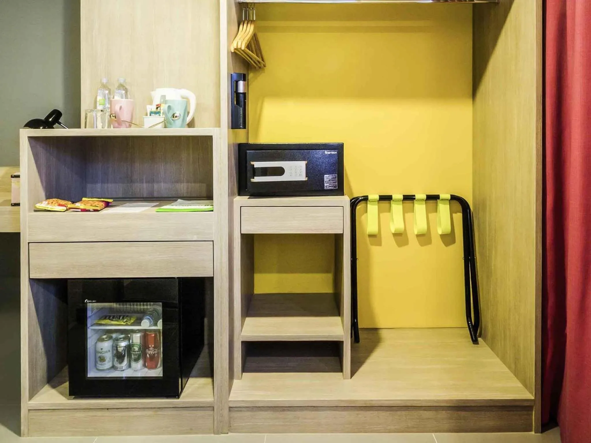 Bedroom in Ibis Styles Bangkok Sukhumvit 50