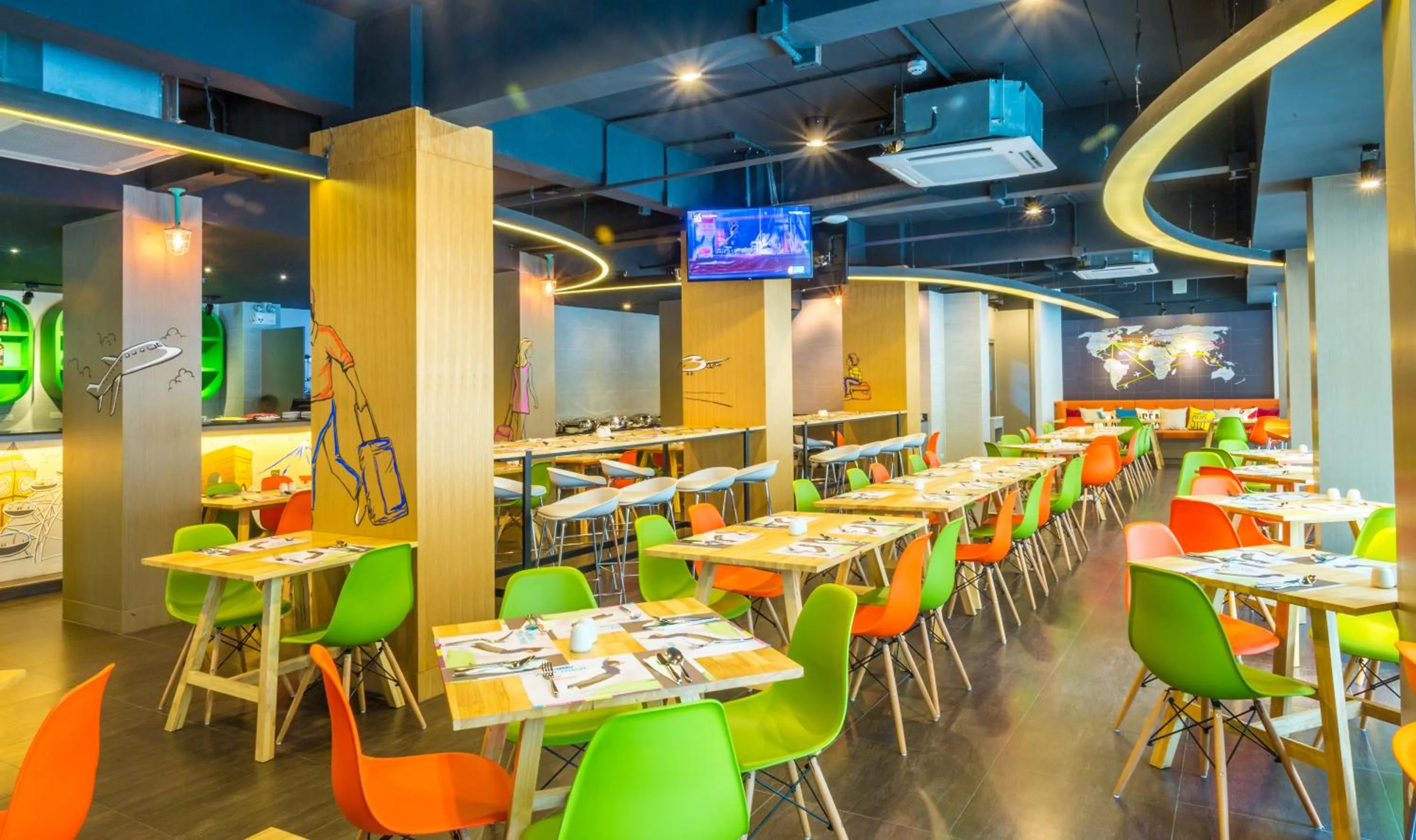 Restaurant/places to eat in Ibis Styles Bangkok Sukhumvit 50