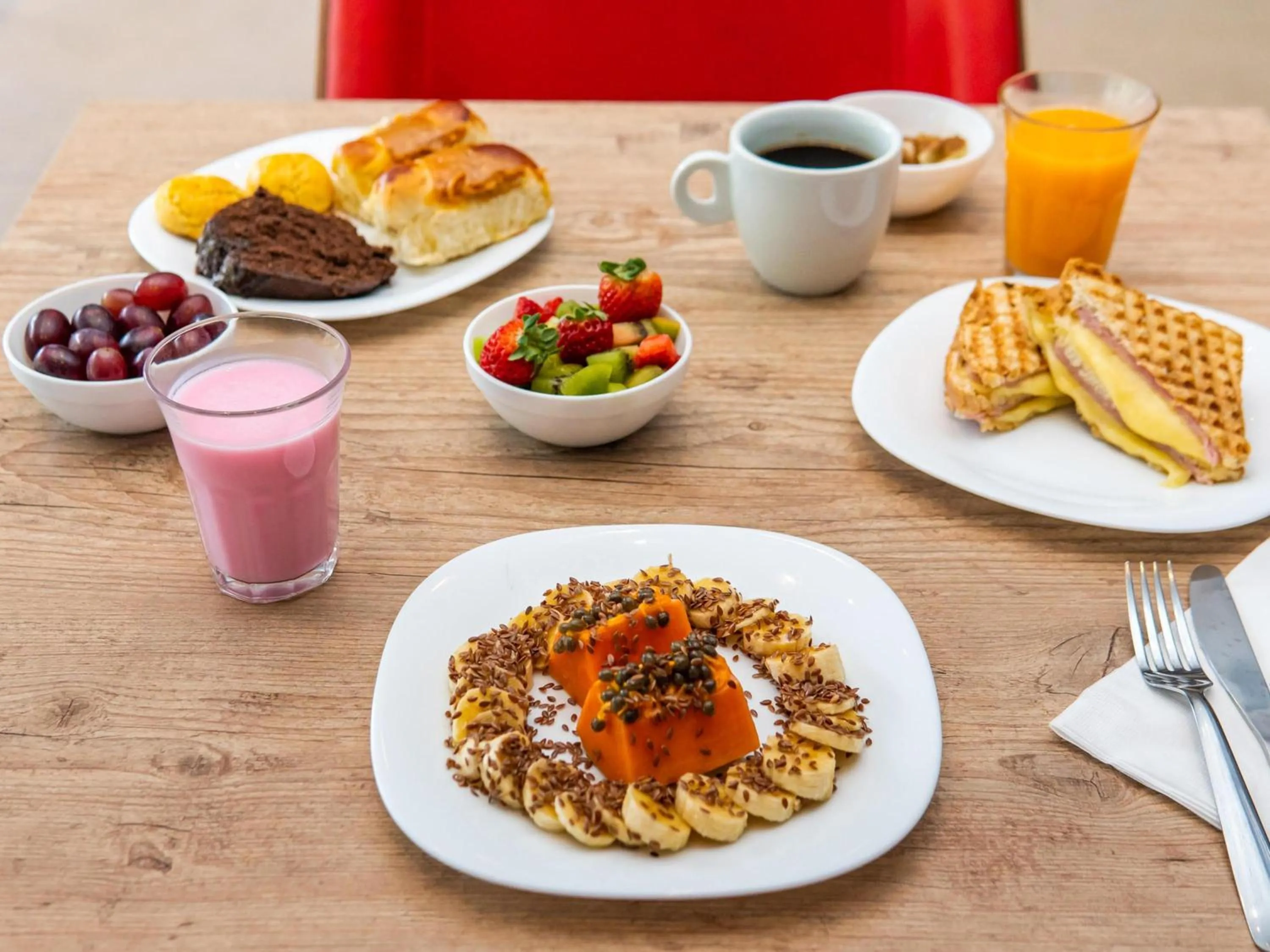 Breakfast in ibis Santos Valongo