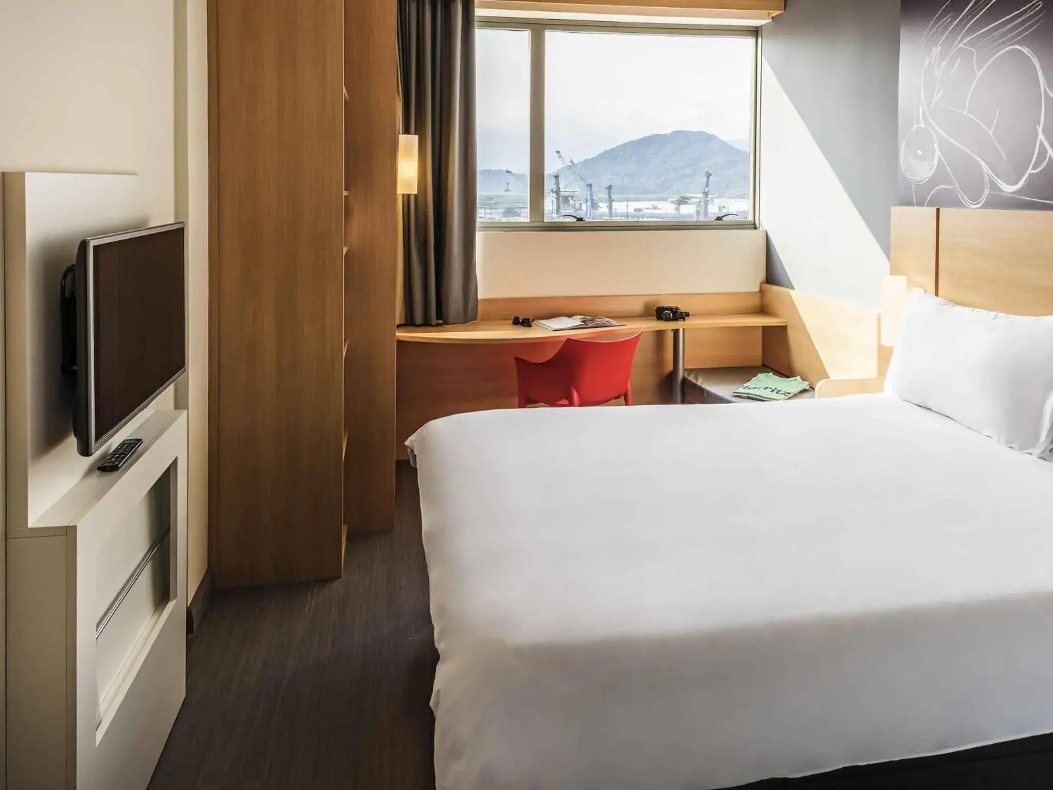 Standard Apartment with One Double Bed in ibis Santos Valongo Standard Apartment with One Double Bed in ibis Santos Valongo