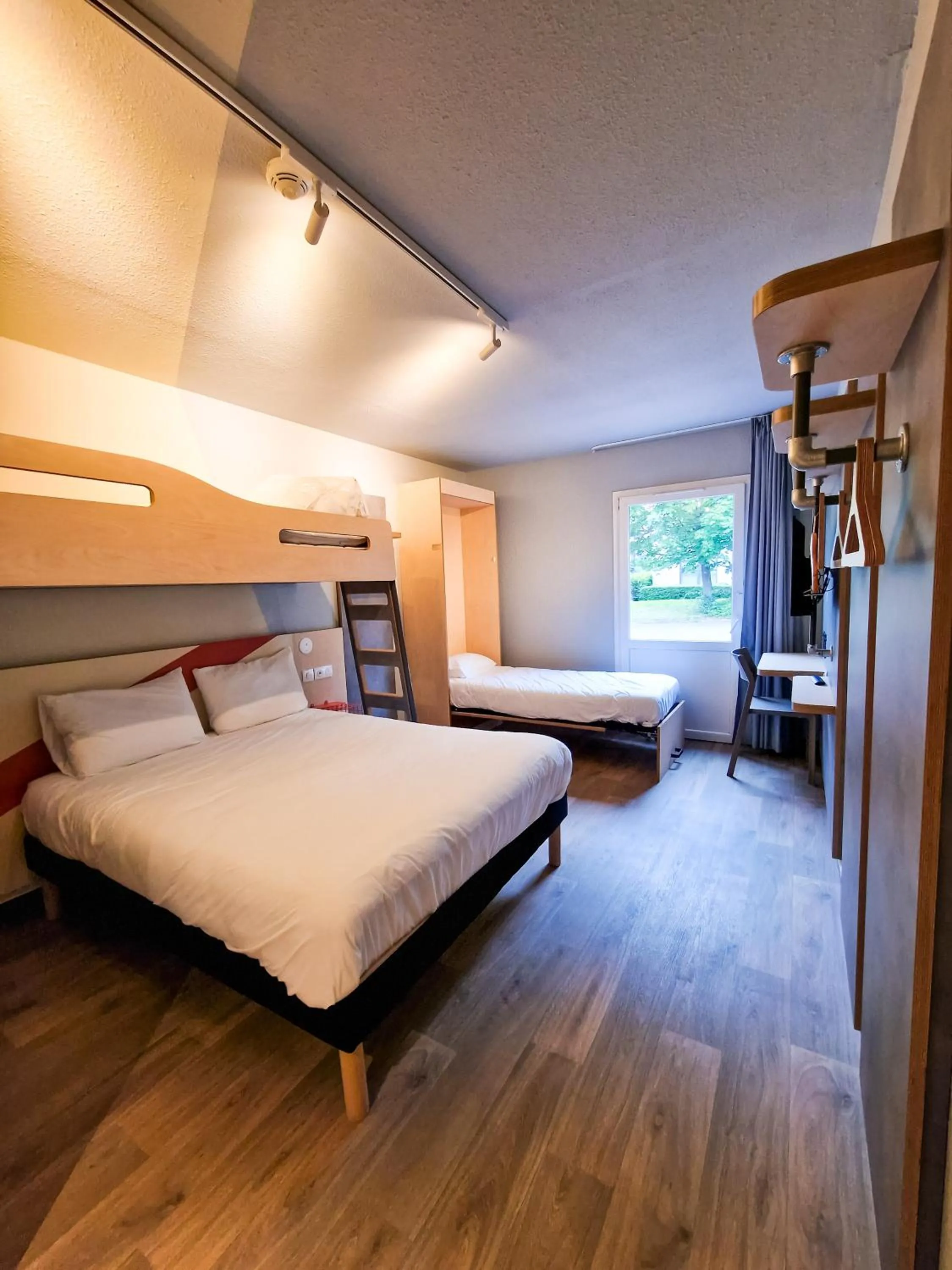 Bedroom, Bed in ibis Budget Lille Marcq En Baroeul