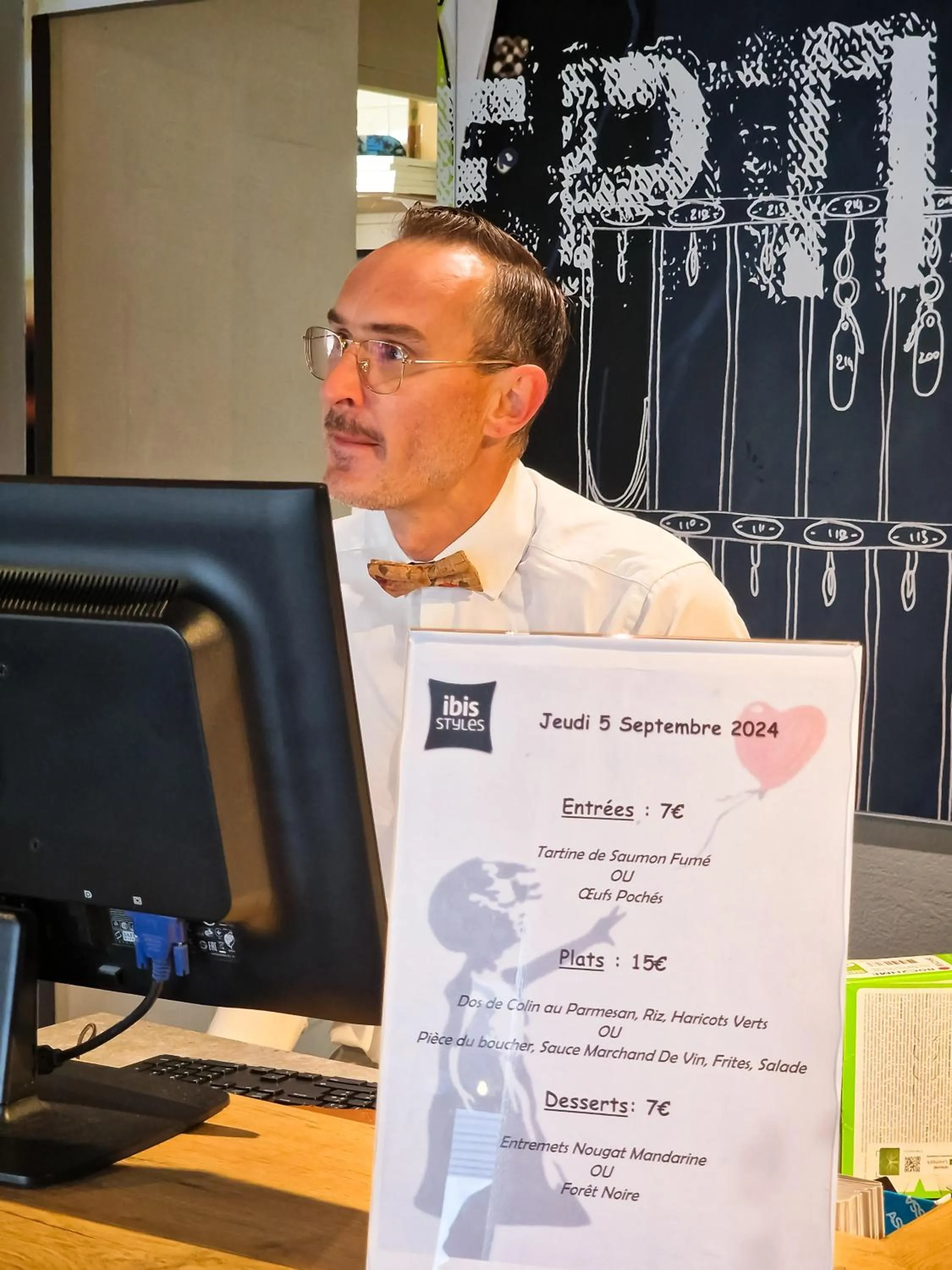 Lobby or reception in ibis Budget Lille Marcq En Baroeul