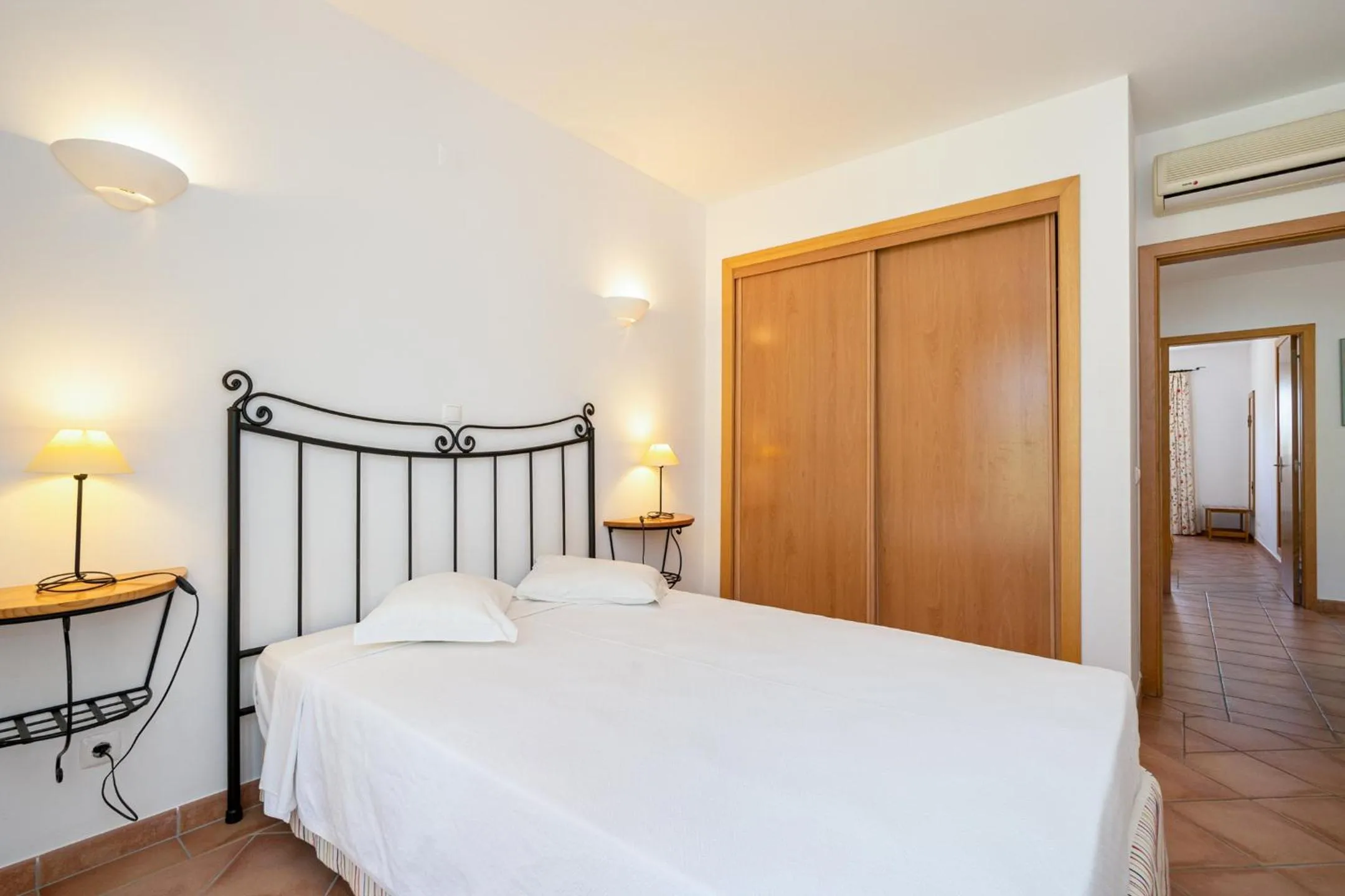 Bed in Quinta do Morgado - Apartamentos Turisticos Monte Da Eira