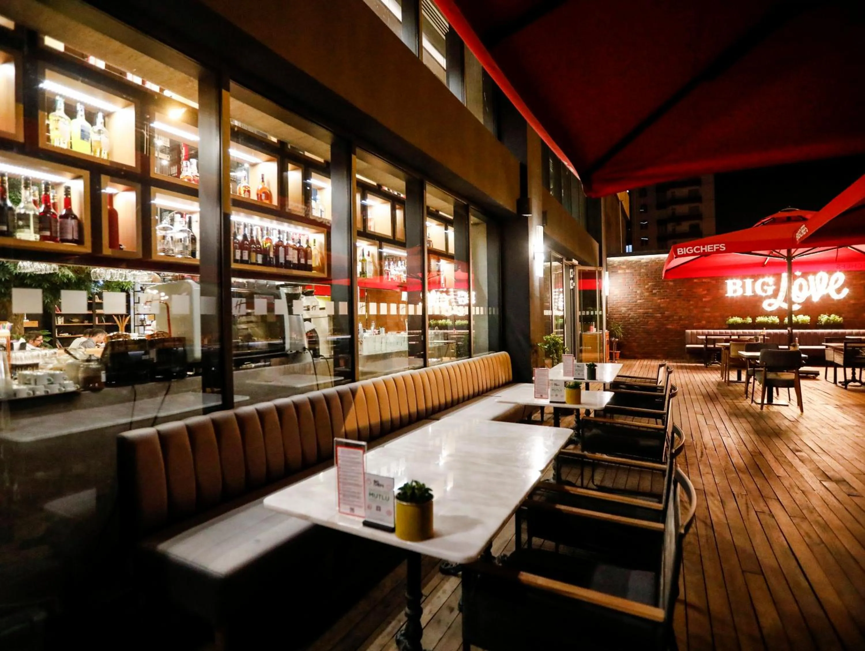 Lounge or bar in Holiday Inn Kayseri - Duvenonu by IHG