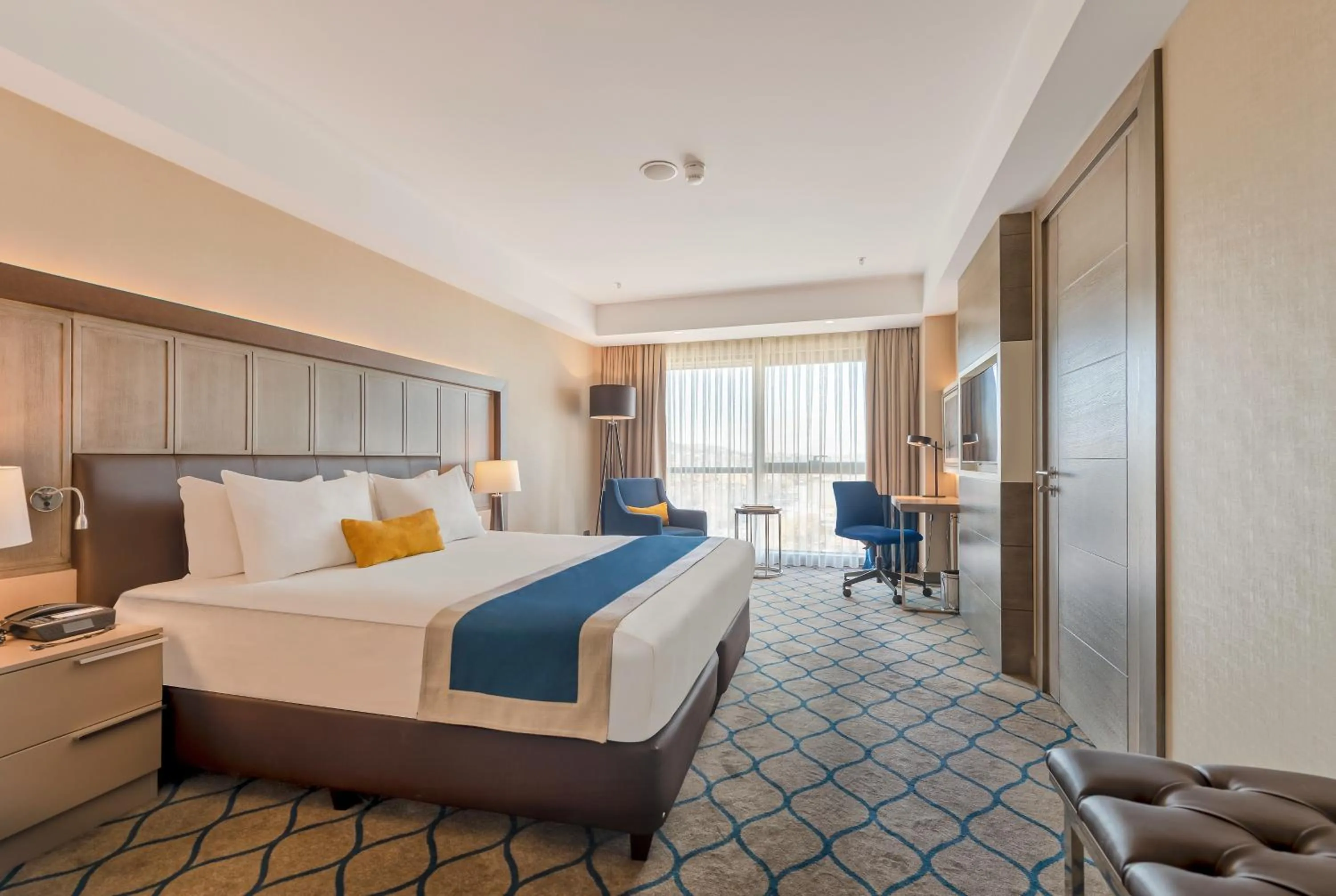 Bed in Holiday Inn Kayseri - Duvenonu by IHG