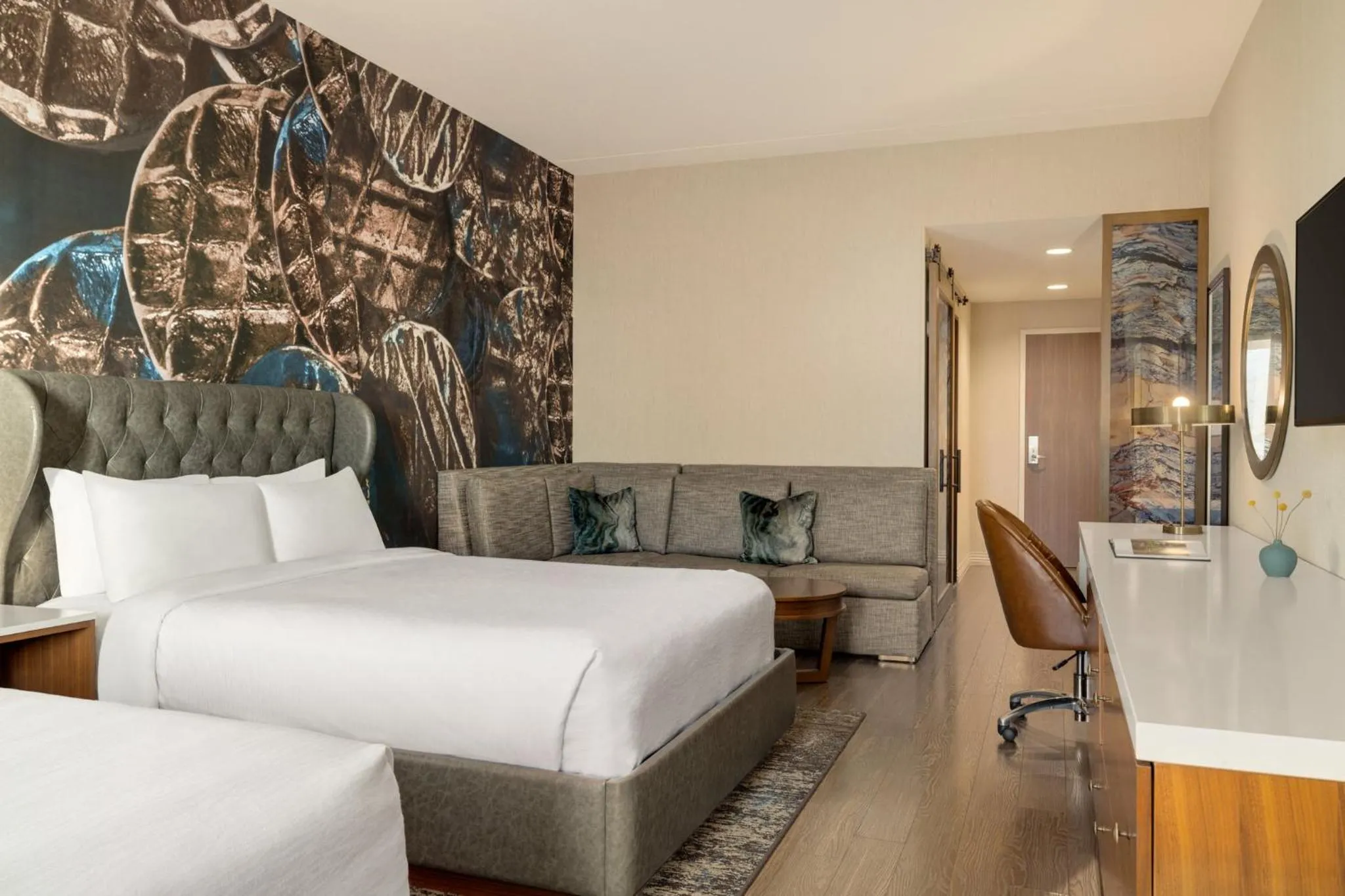 Bedroom, Bed in Hotel Indigo Naperville Riverwalk by IHG