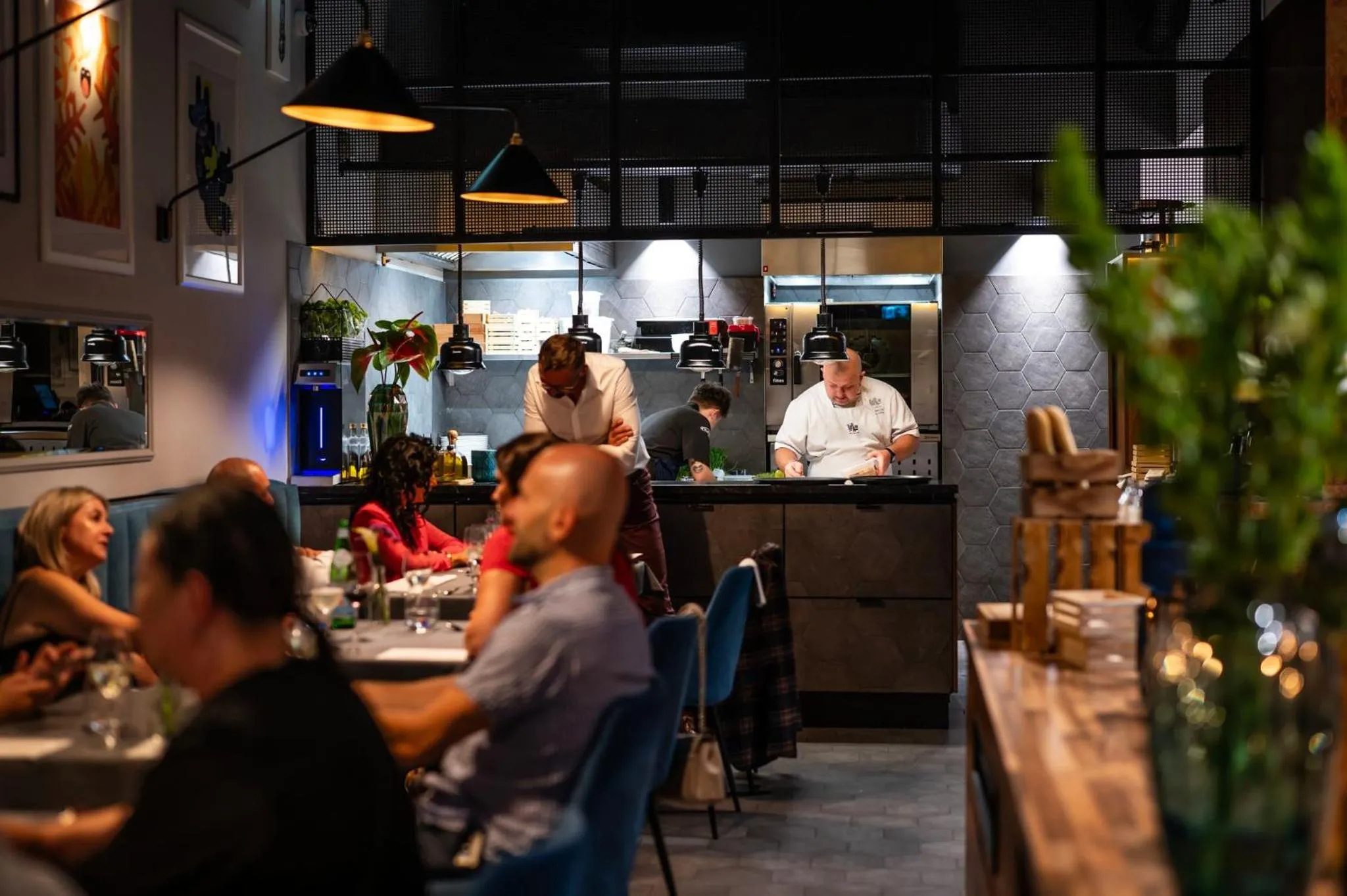 Restaurant/places to eat in Hotel Indigo Krakow - Old Town by IHG