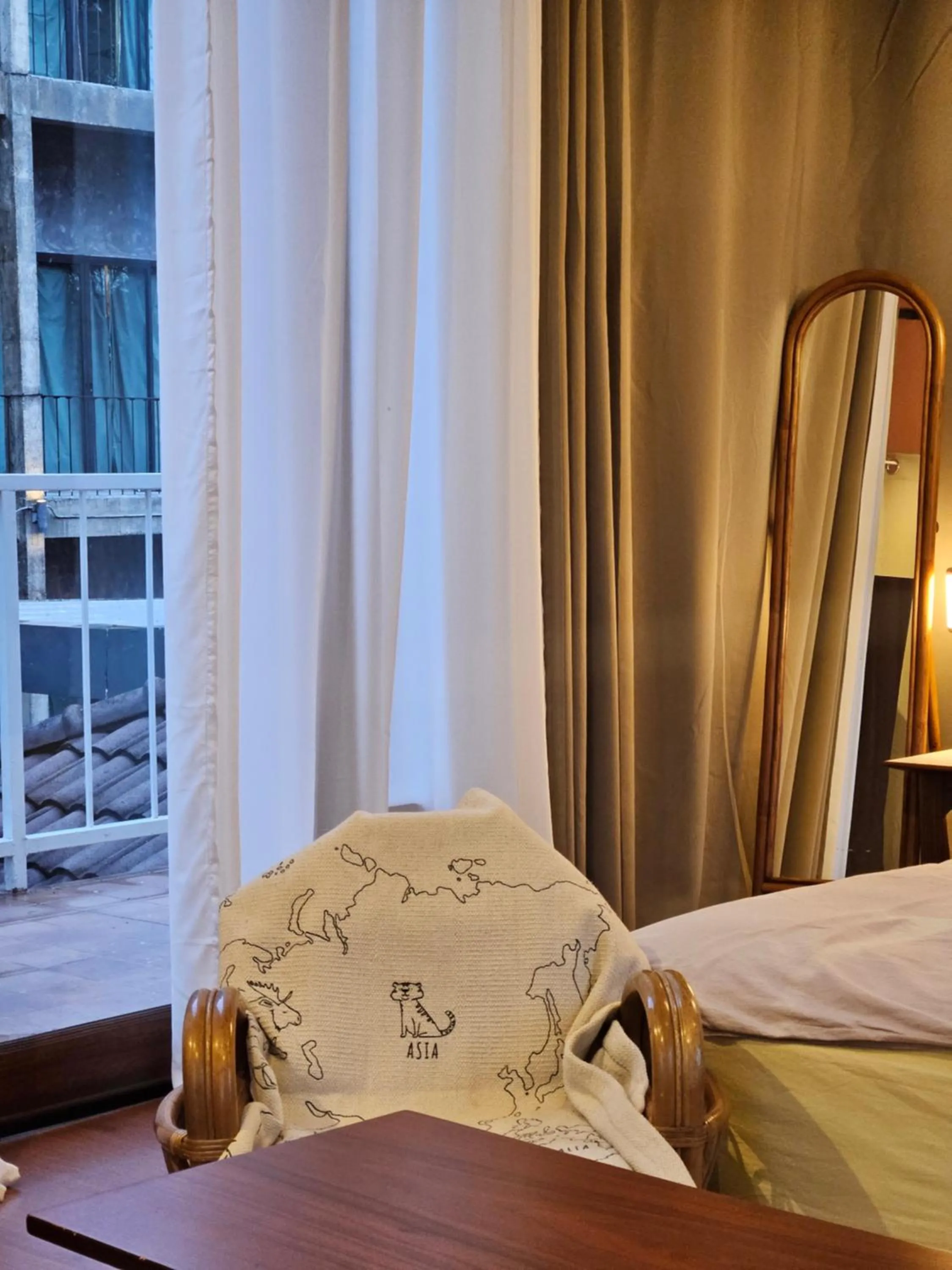 View (from property/room), Bed in 88 Fine Hotel @ Suratthani Airport