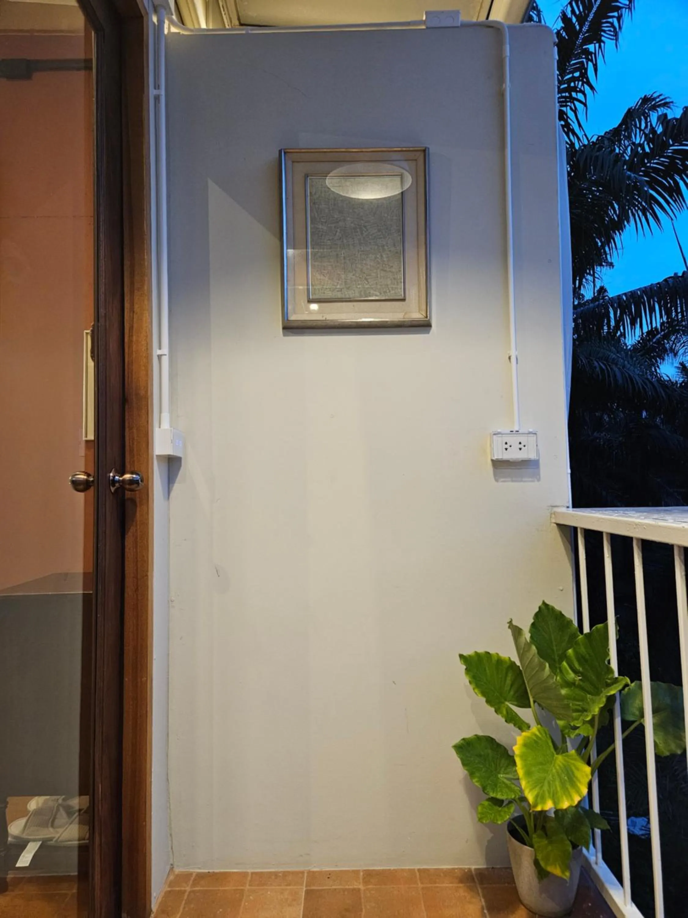 Facade/entrance in 88 Fine Hotel @ Suratthani Airport