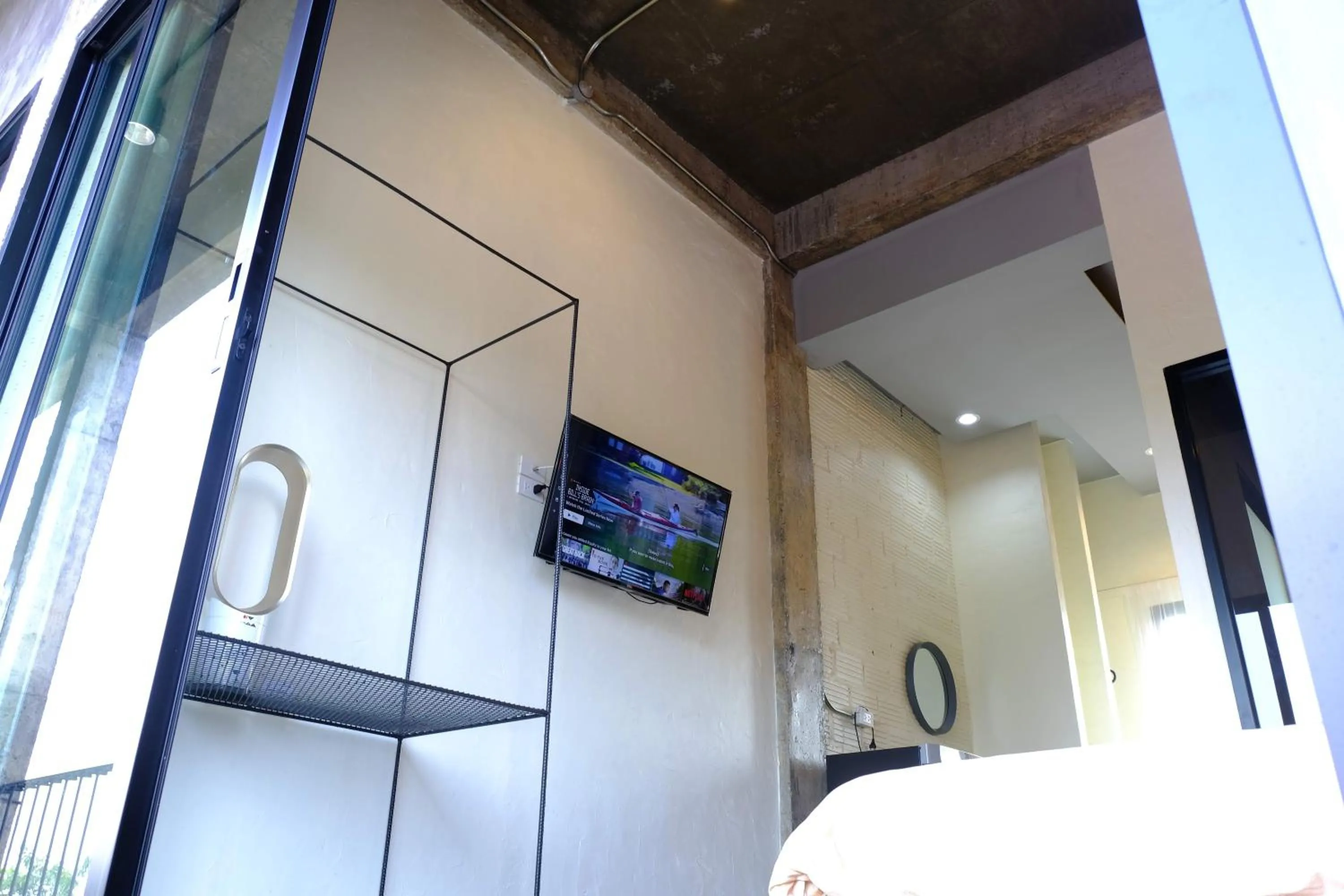 TV and multimedia in 88 Fine Hotel @ Suratthani Airport