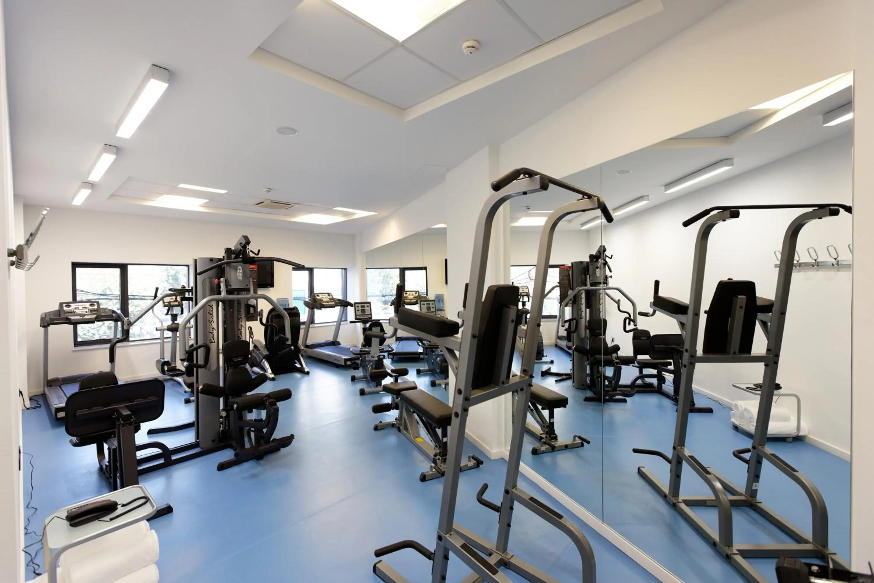 Fitness centre/facilities in Capital Plaza Hotel