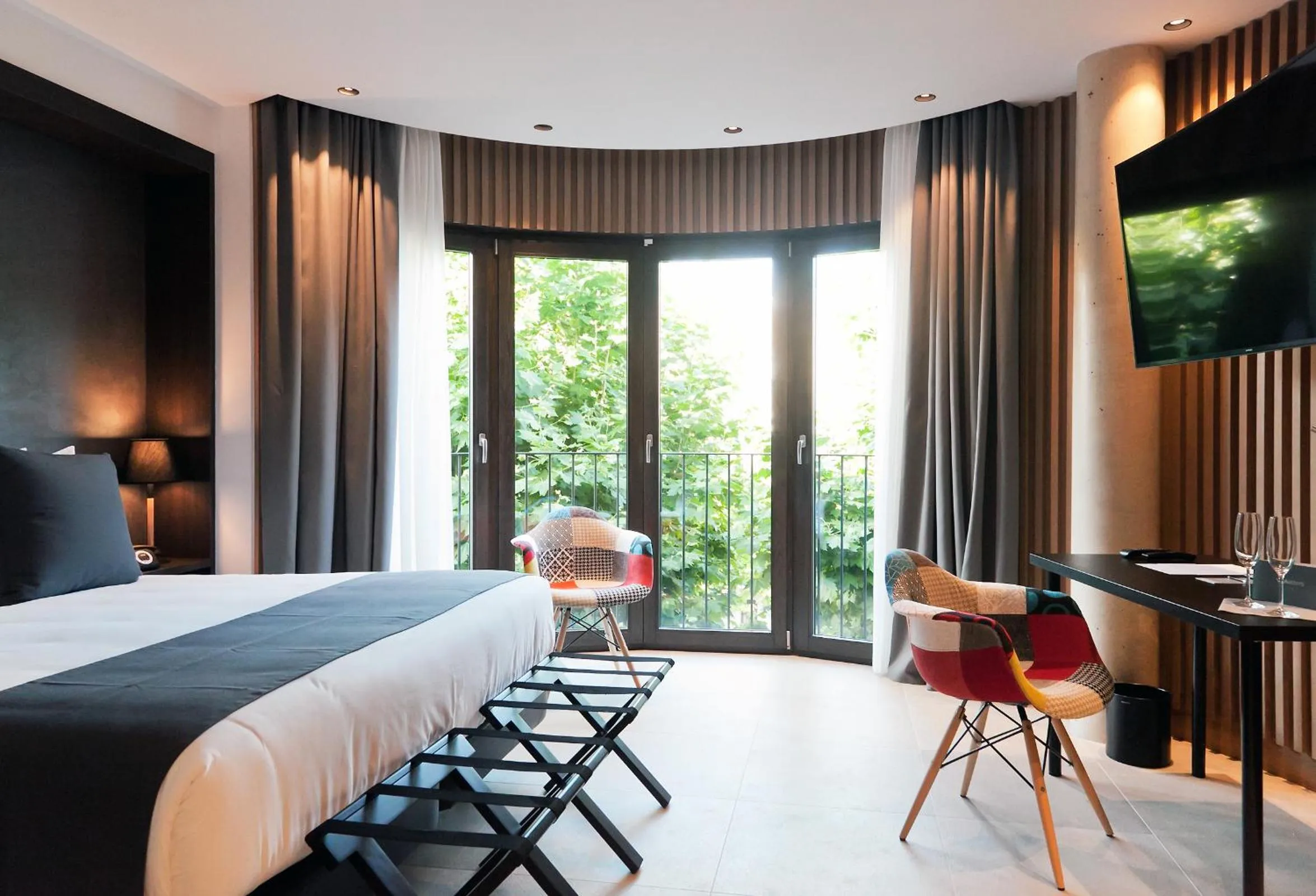 View (from property/room), Bed in Vila Arenys Hotel