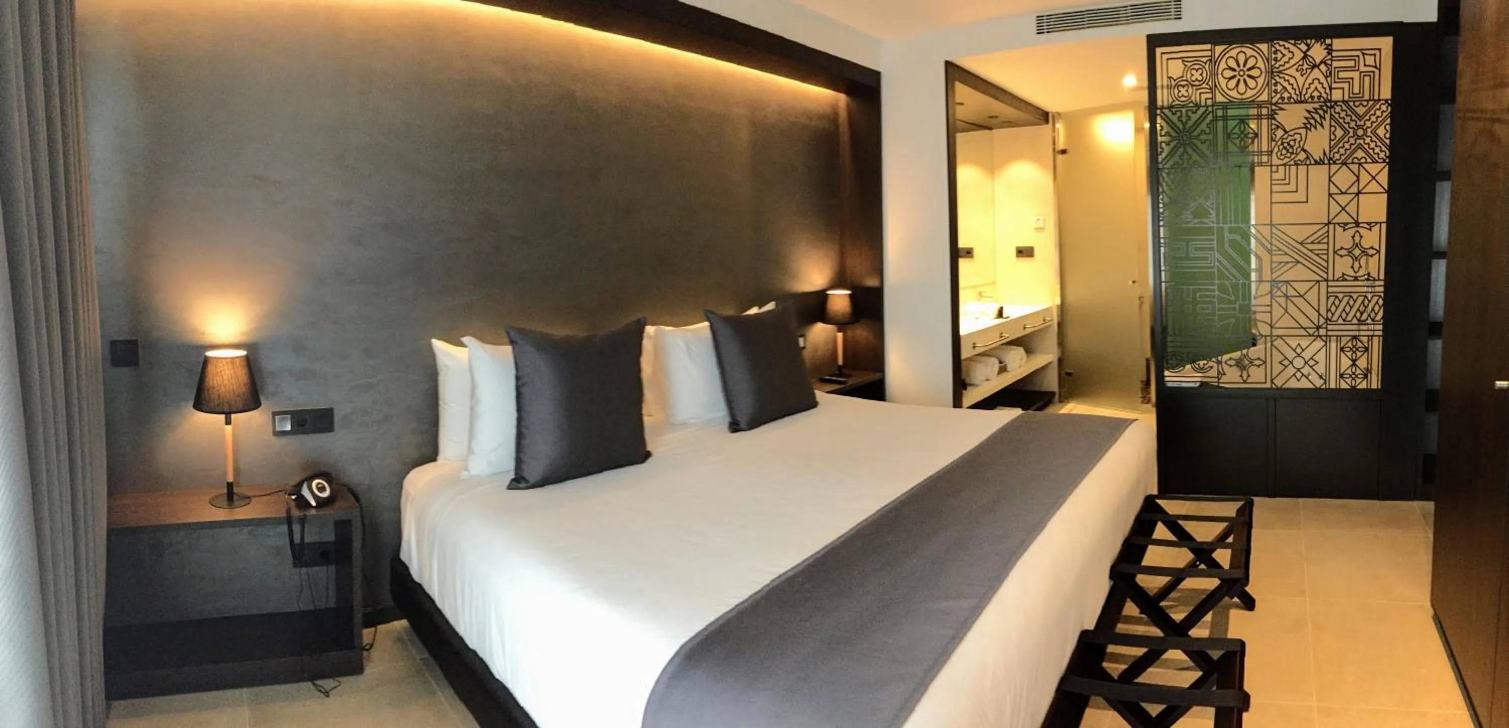 Bed in Vila Arenys Hotel