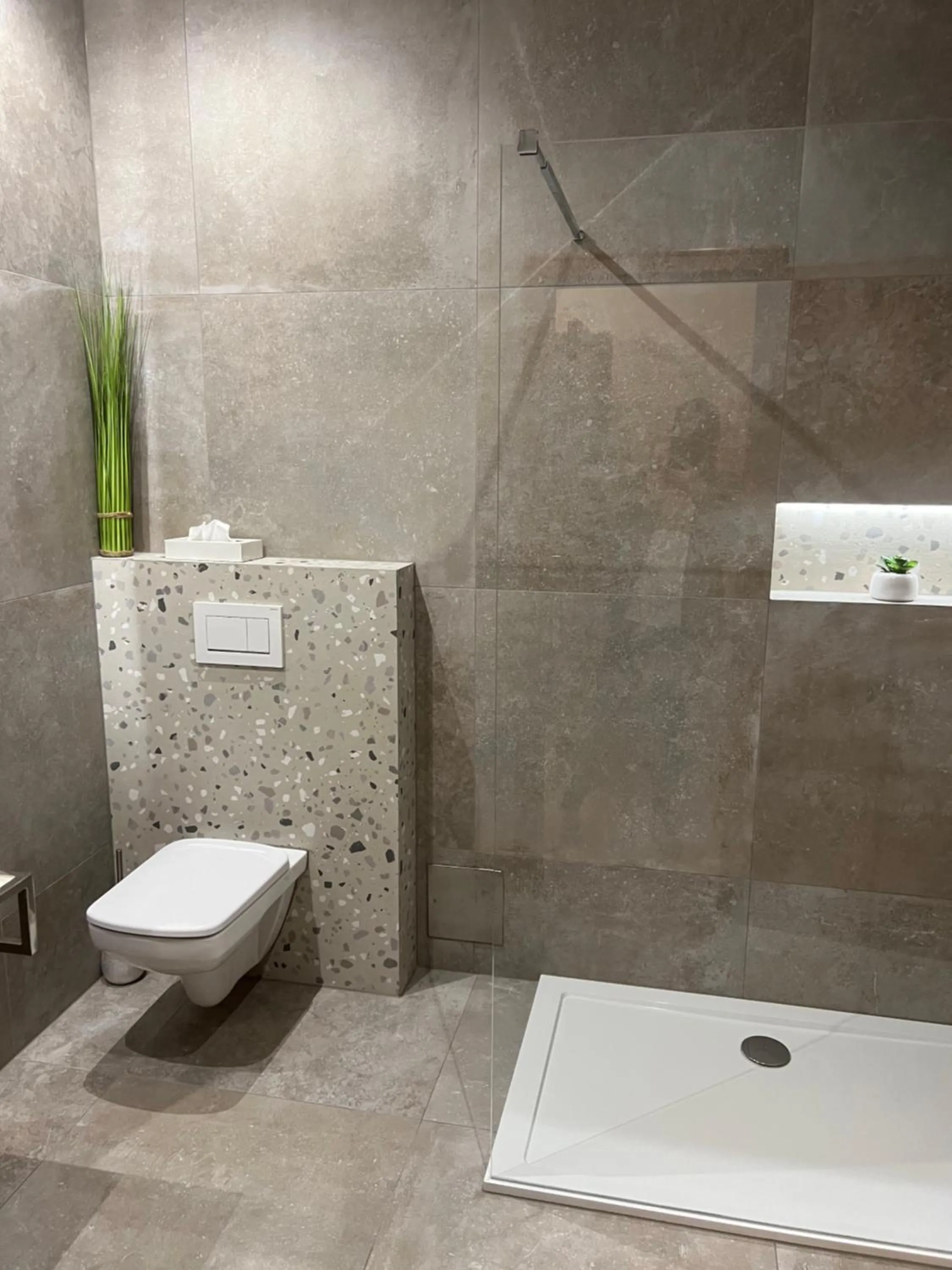 Shower in Hotel Bajt Maribor