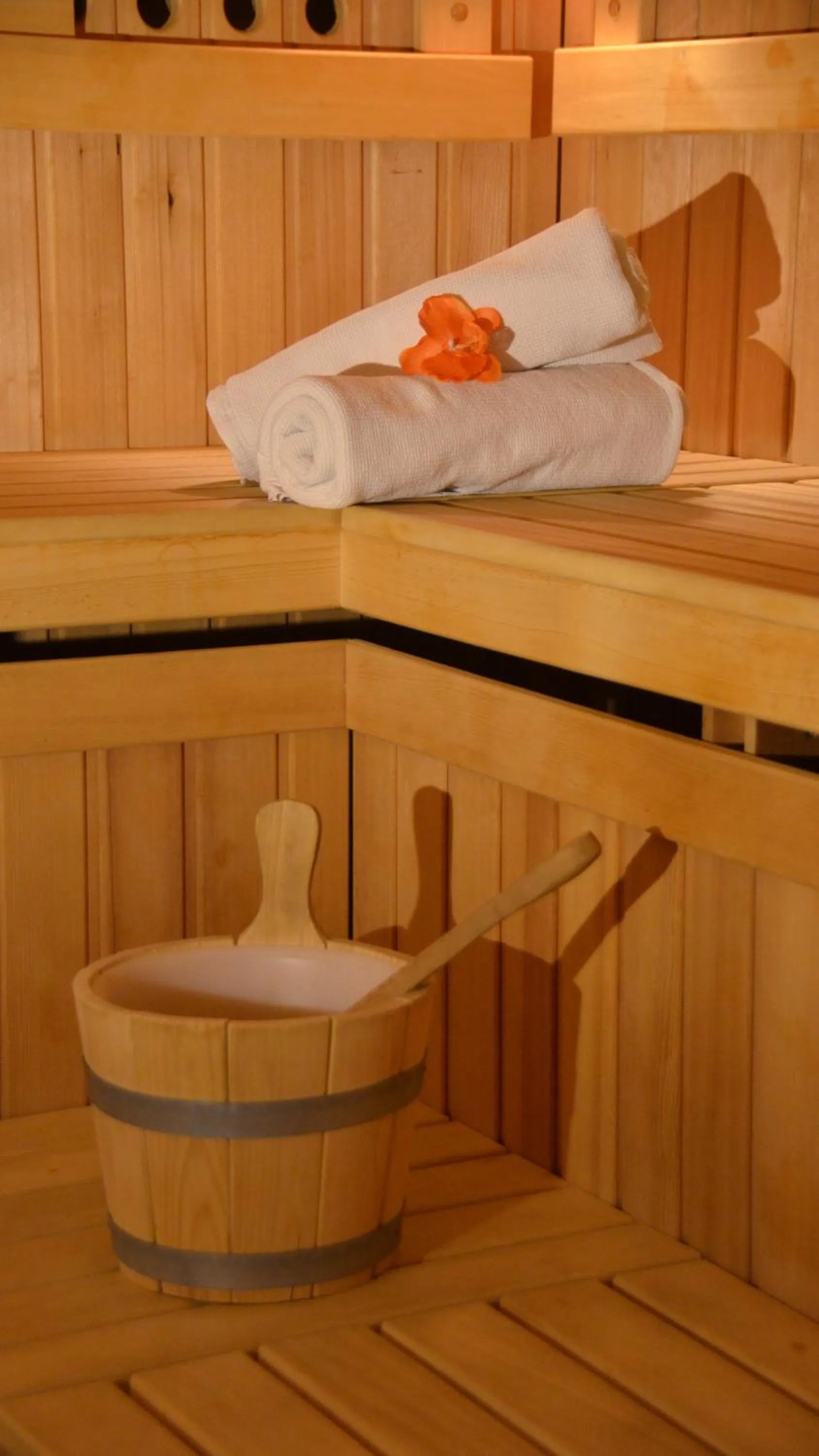 Activities, Bed in Hotel Bajt Maribor