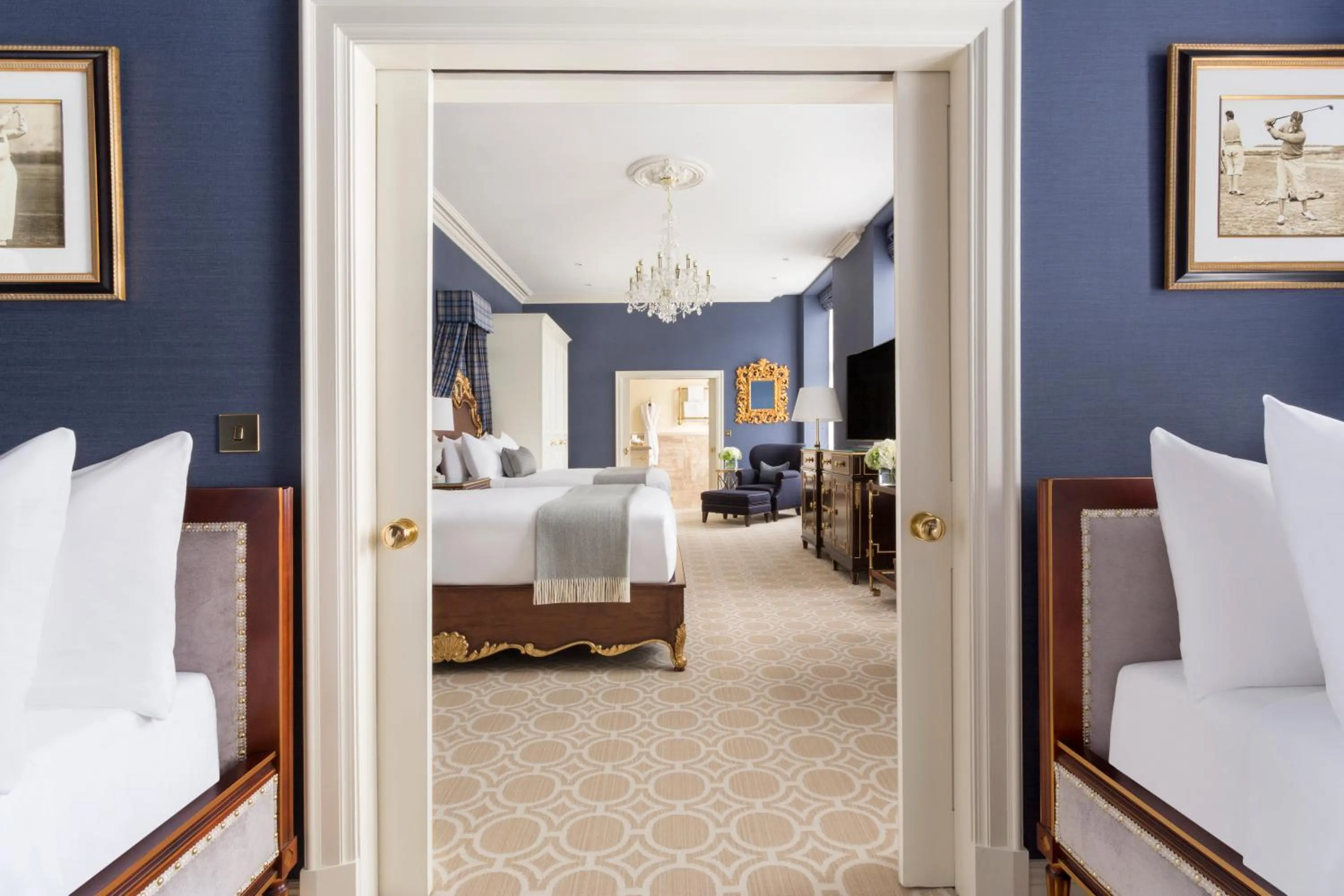 Family, Bed in Trump Turnberry