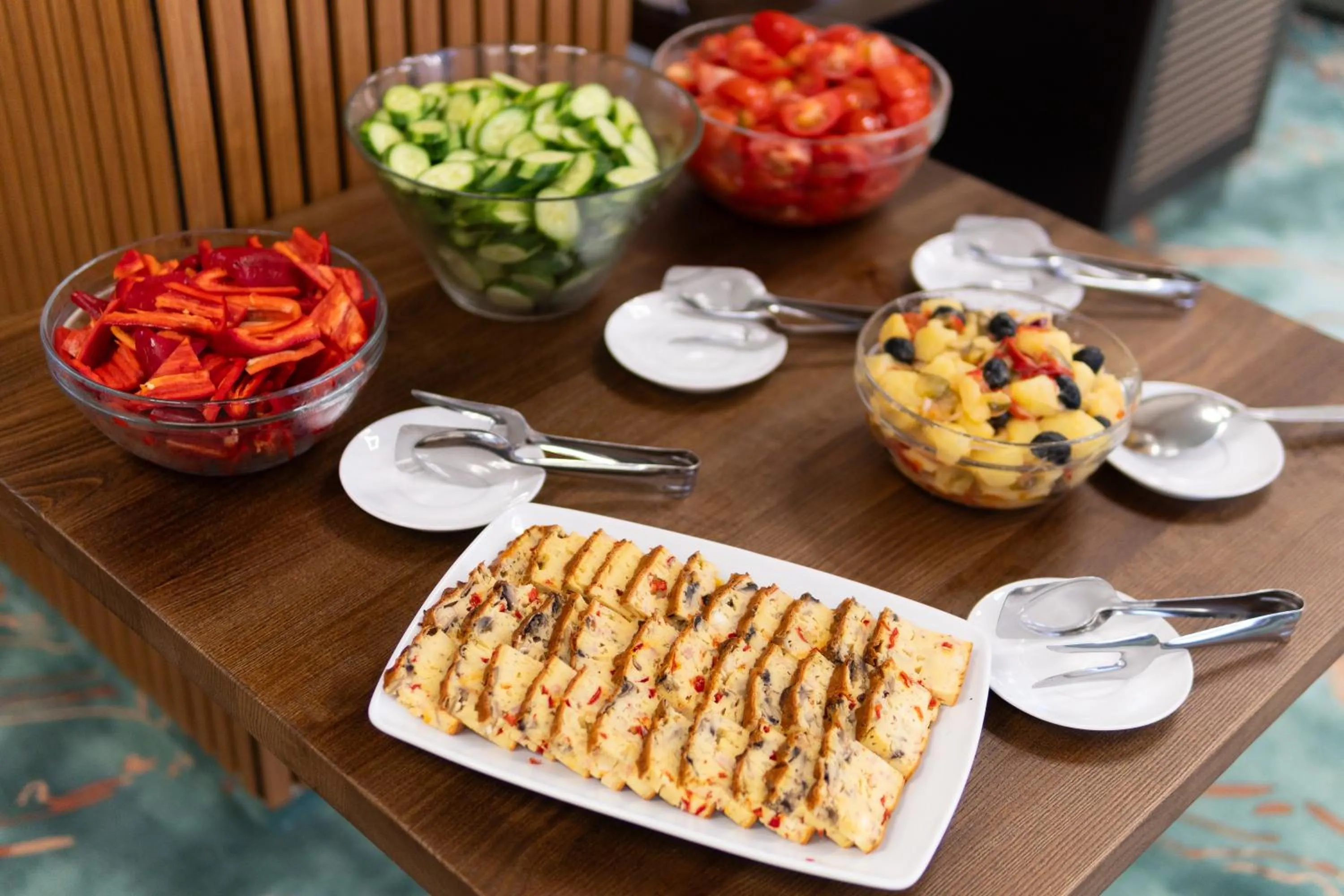 Breakfast in Hotel Cetate