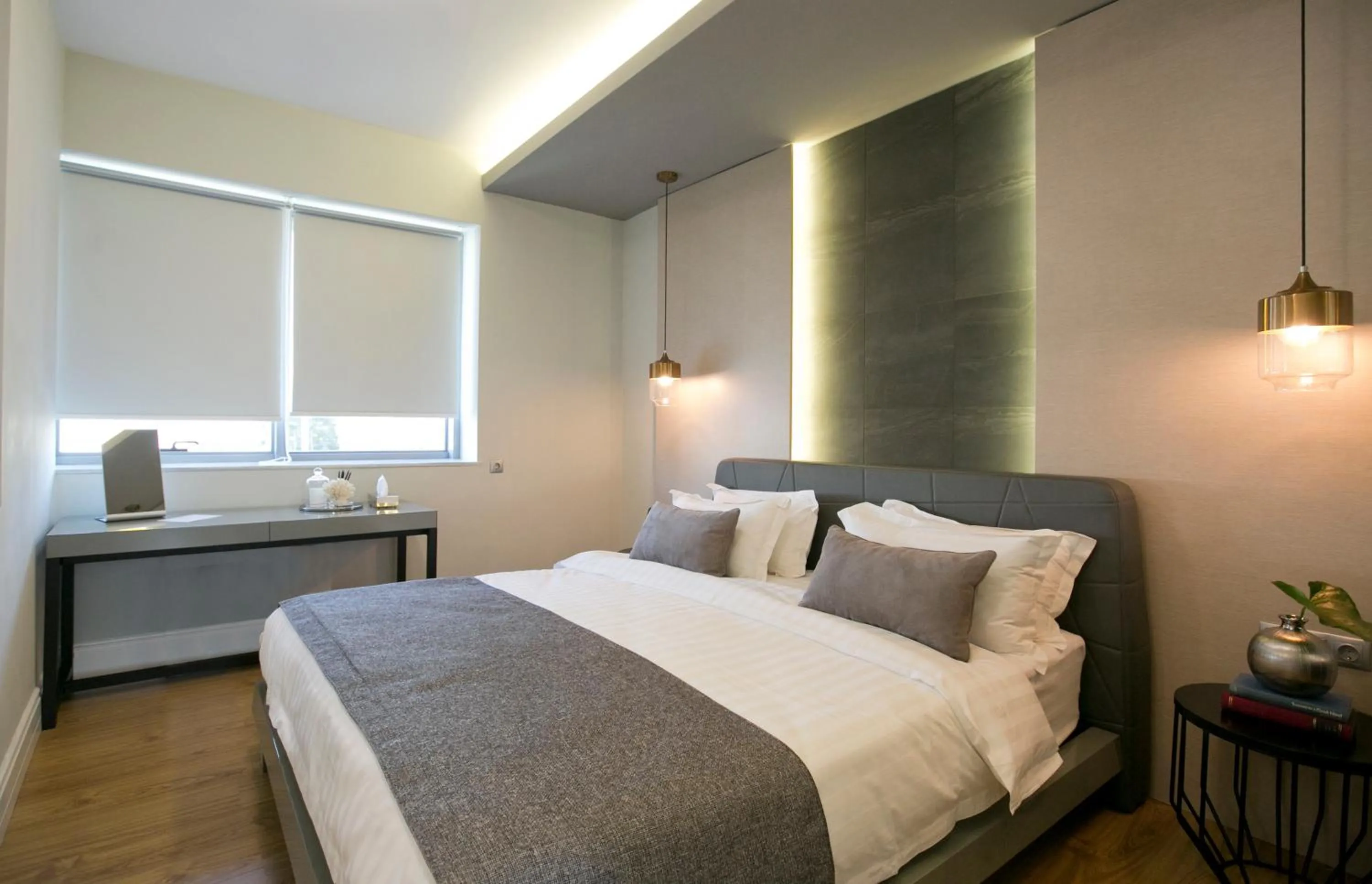 Bedroom, Bed in 47 Luxury Suites