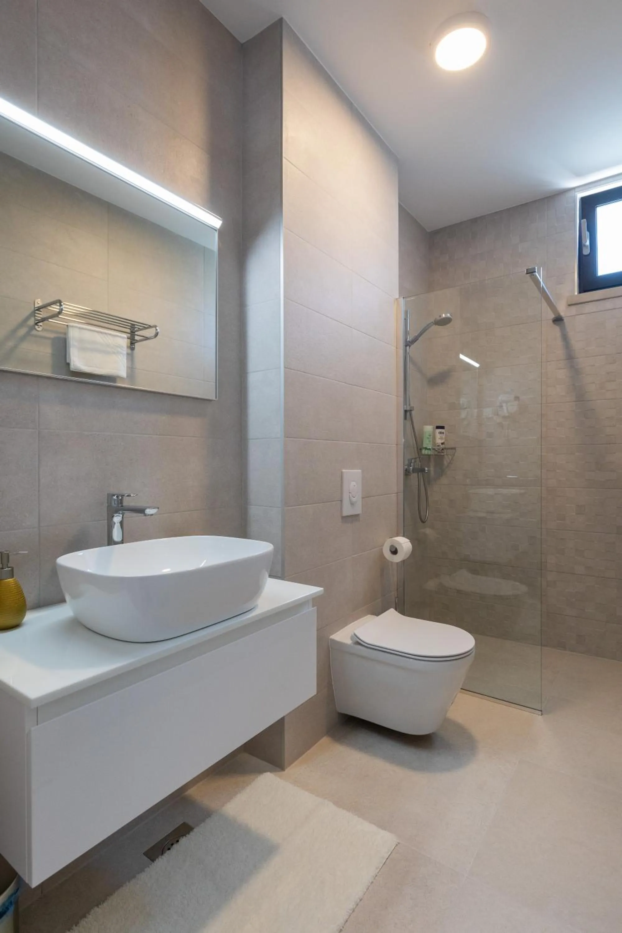 Bathroom in Apartments ZoomZoom