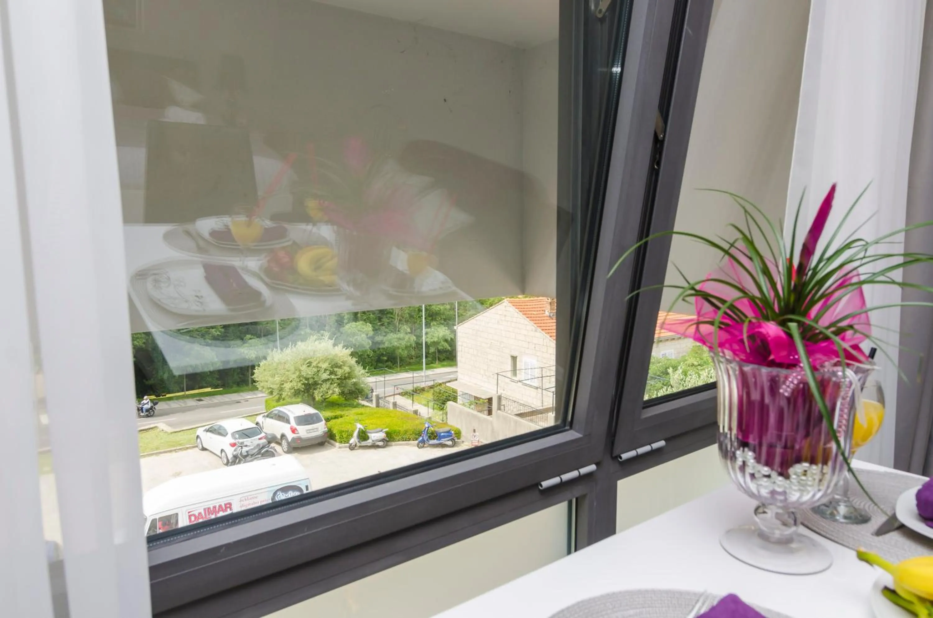 City view in Apartments ZoomZoom