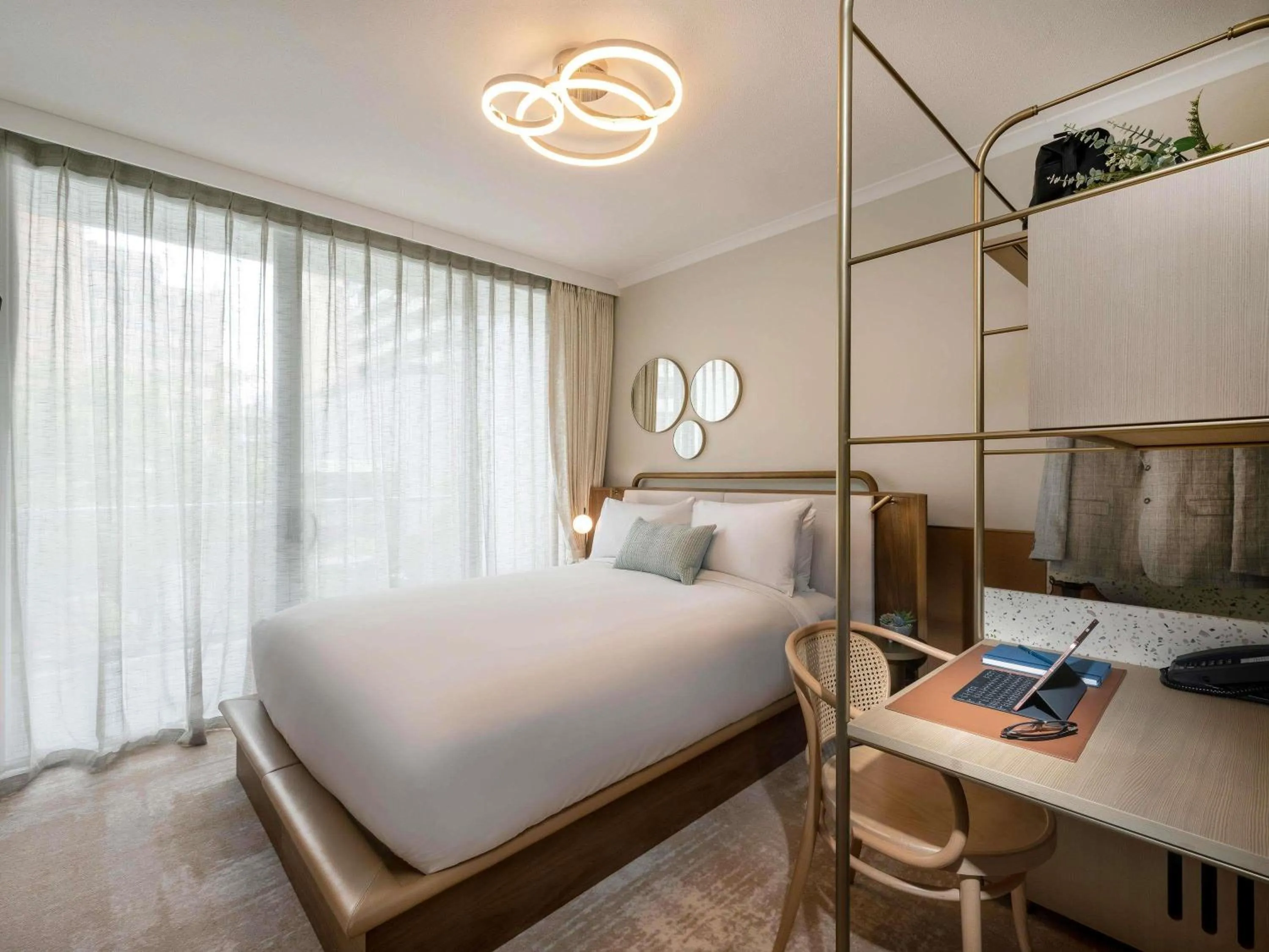 Bedroom, Bed in Mantra Terrace Brisbane