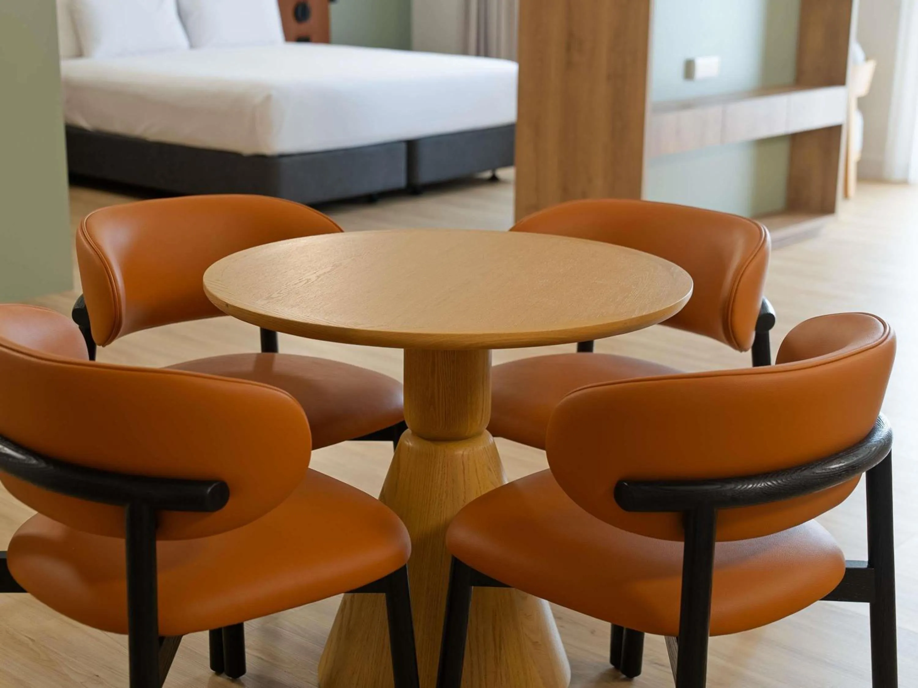 Bedroom, Bed in Novotel Darwin Airport