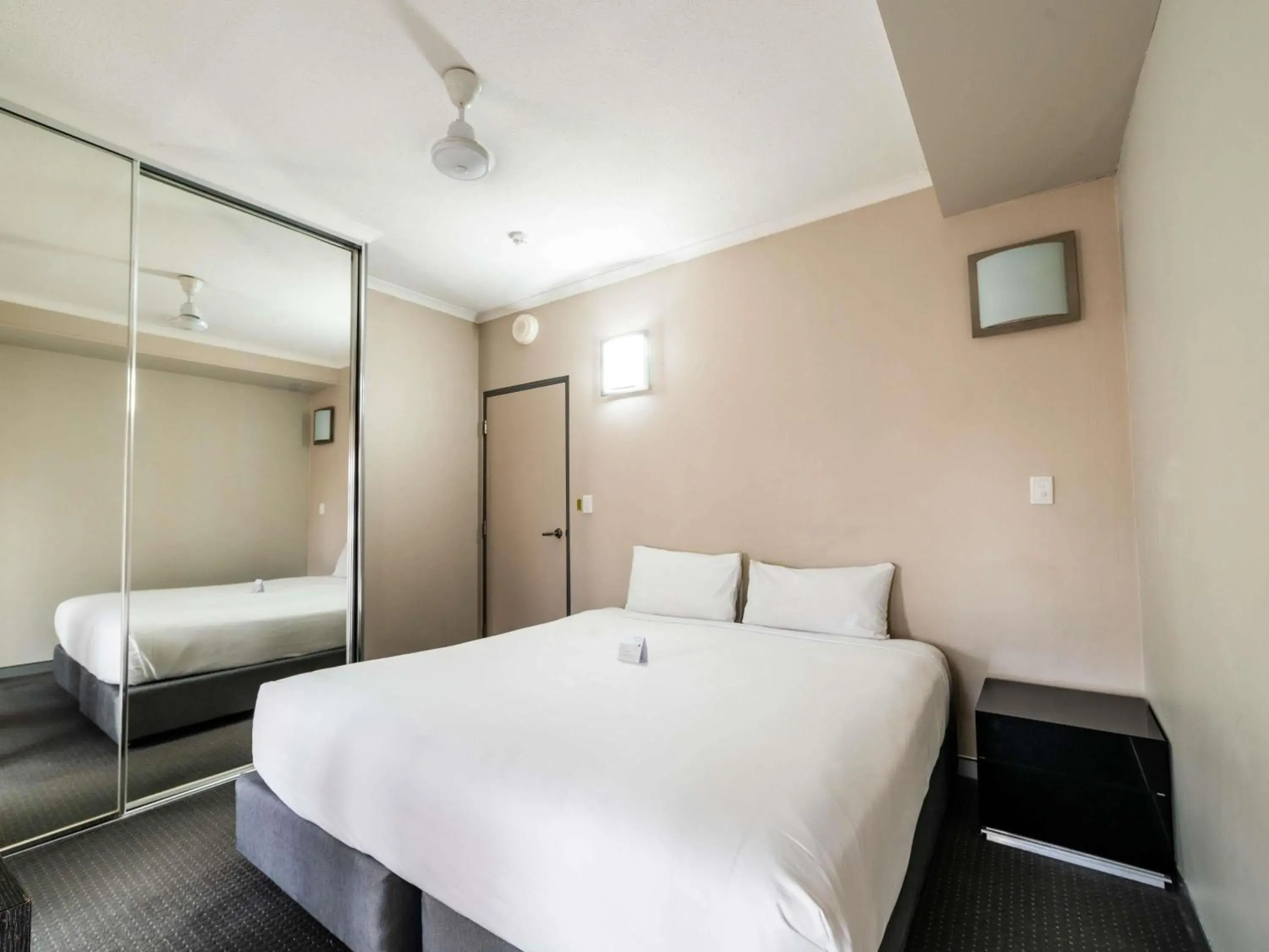 Two-Bedroom Executive Apartment in Novotel Darwin Airport Two-Bedroom Executive Apartment in Novotel Darwin Airport