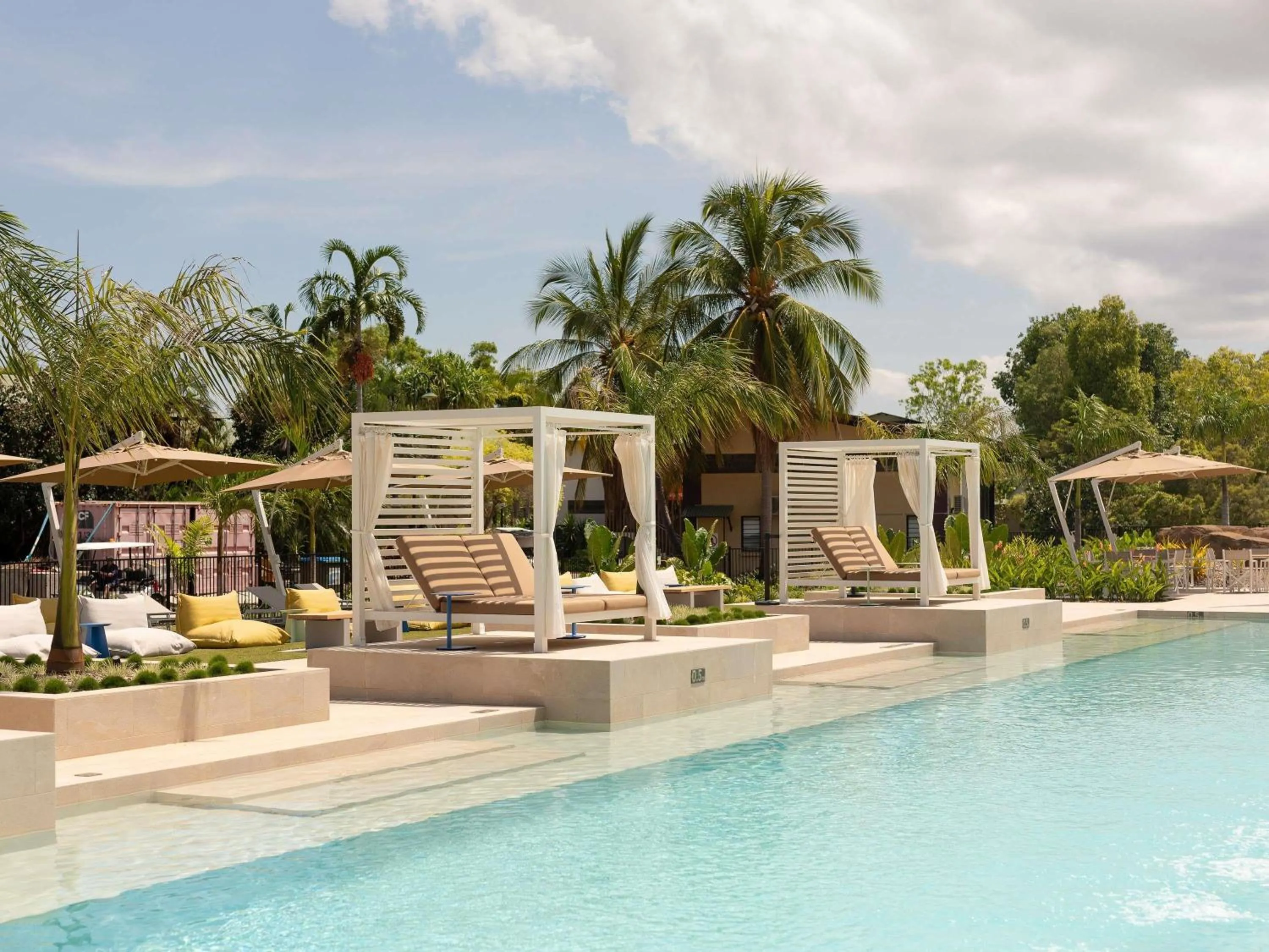 Property building in Novotel Darwin Airport