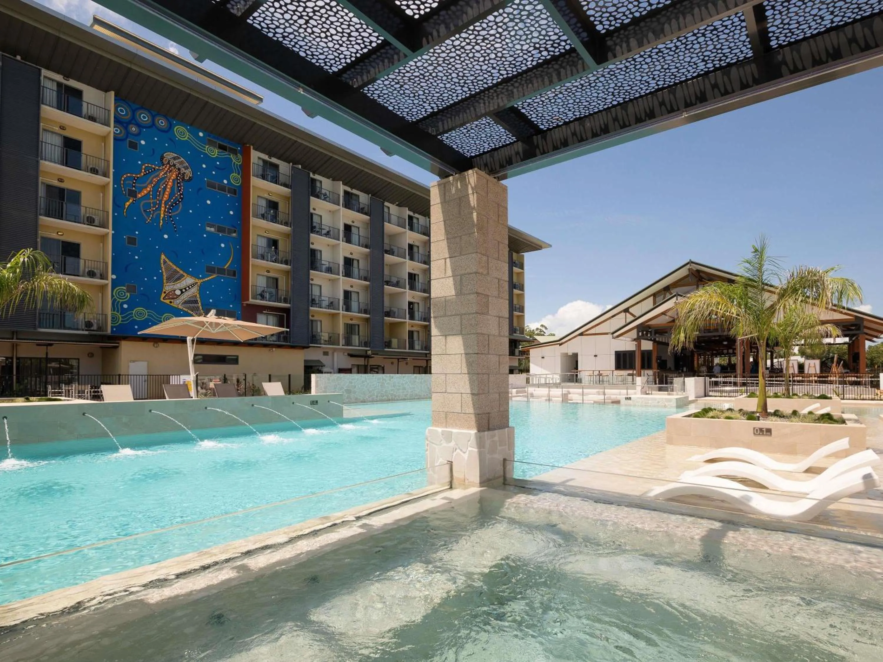 Pool view in Mercure Darwin Airport Resort