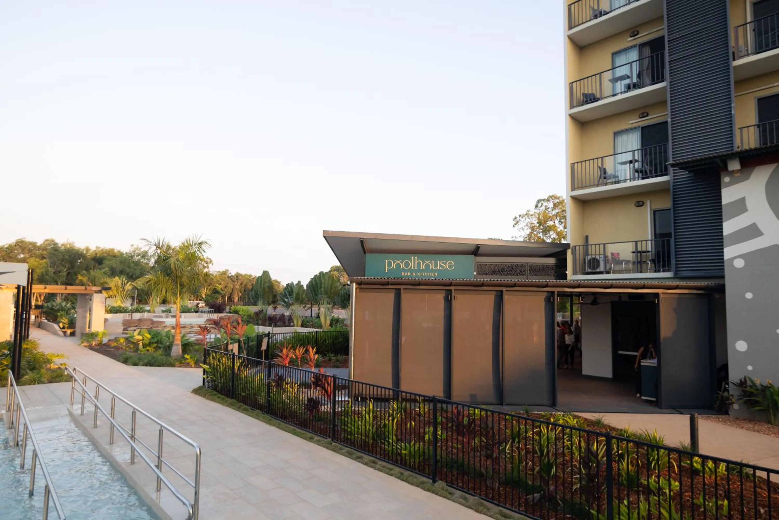 Restaurant/places to eat in Mercure Darwin Airport Resort