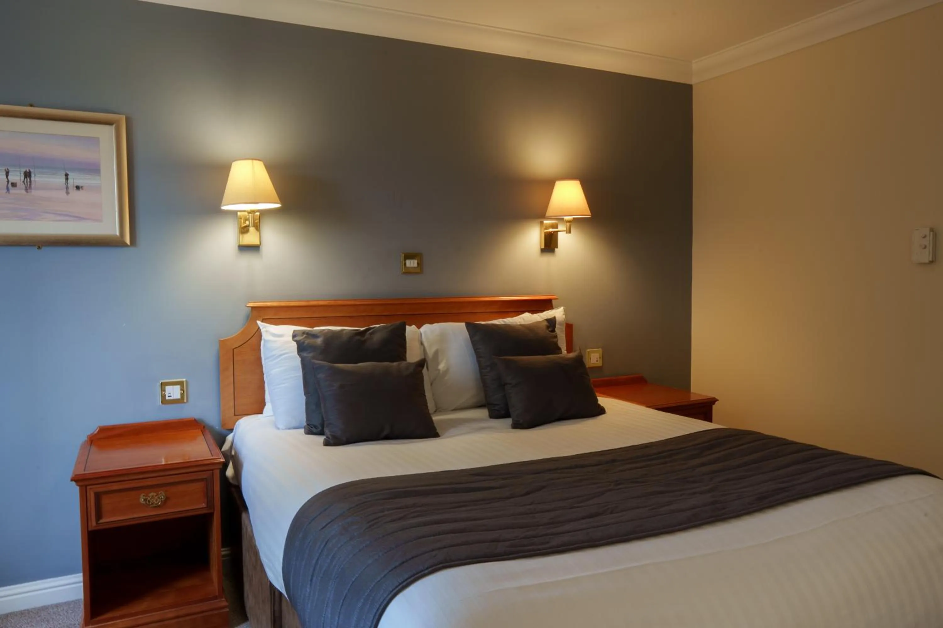 Bedroom, Bed in Arden Hotel And Leisure Club