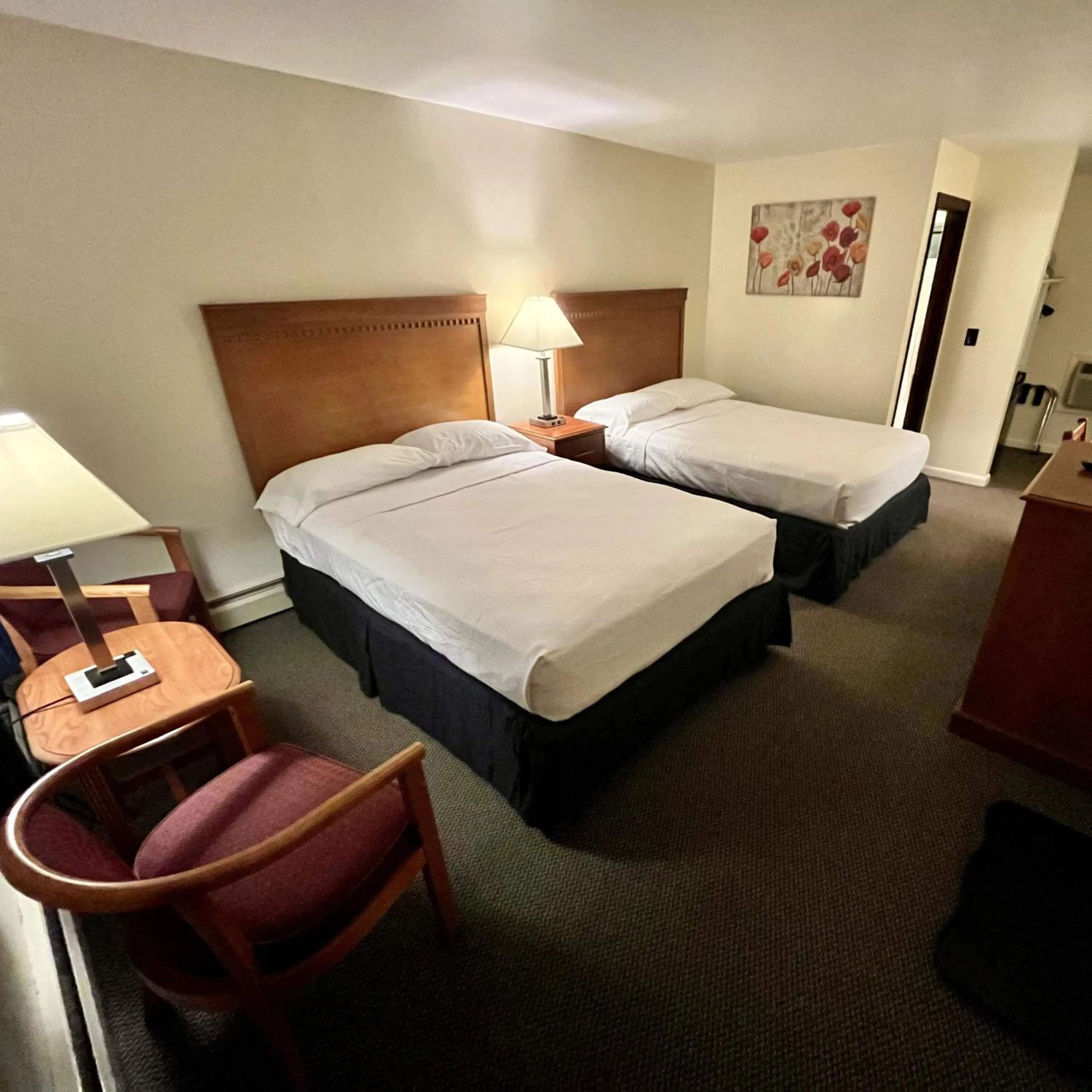 Bed in North Colony Motel and Cottages