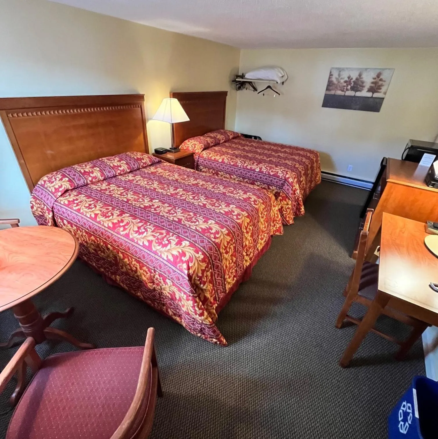 Photo of the whole room, Bed in North Colony Motel and Cottages