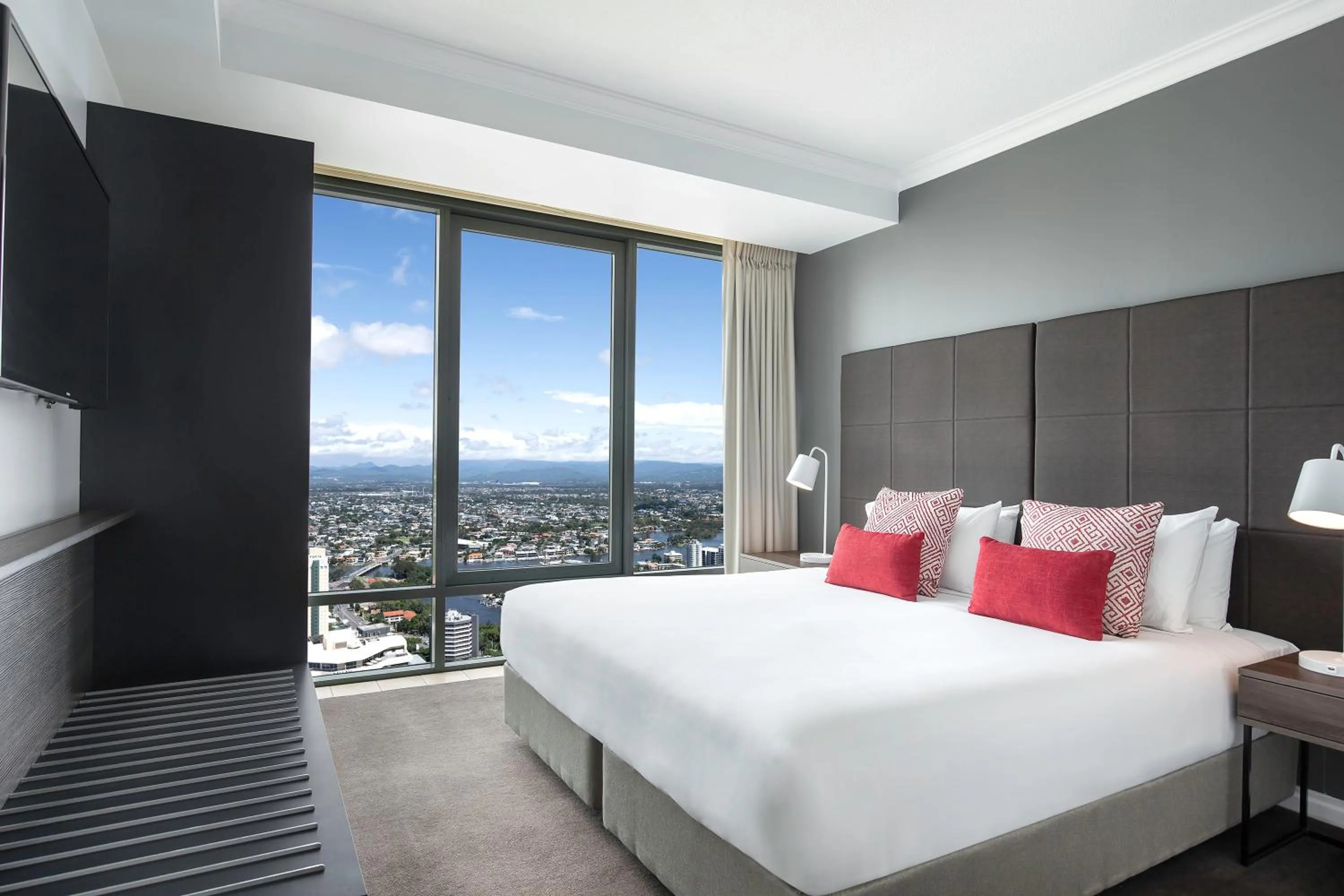 Bedroom, Bed in Mantra Legends Hotel