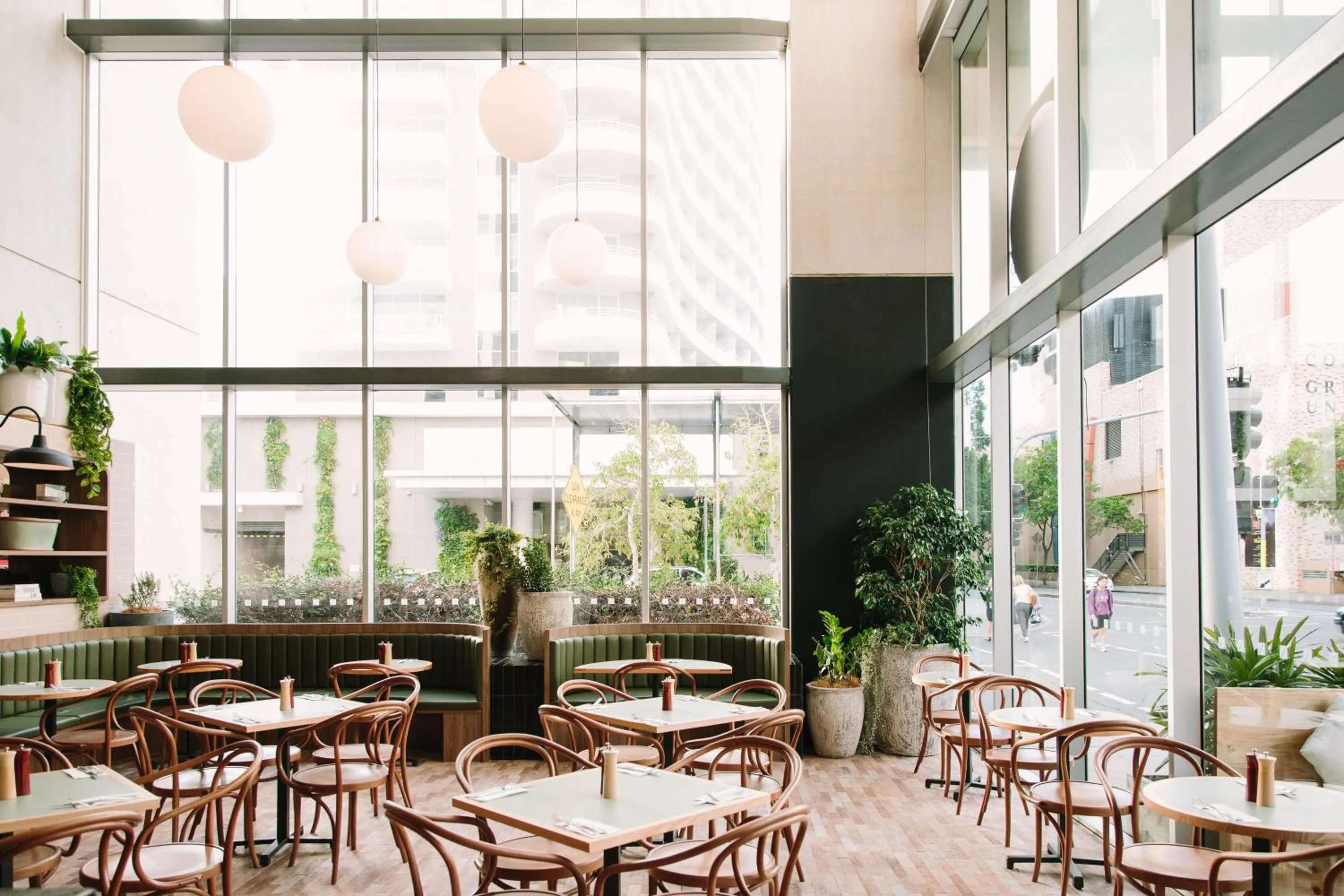 Restaurant/places to eat in Mantra South Bank Brisbane