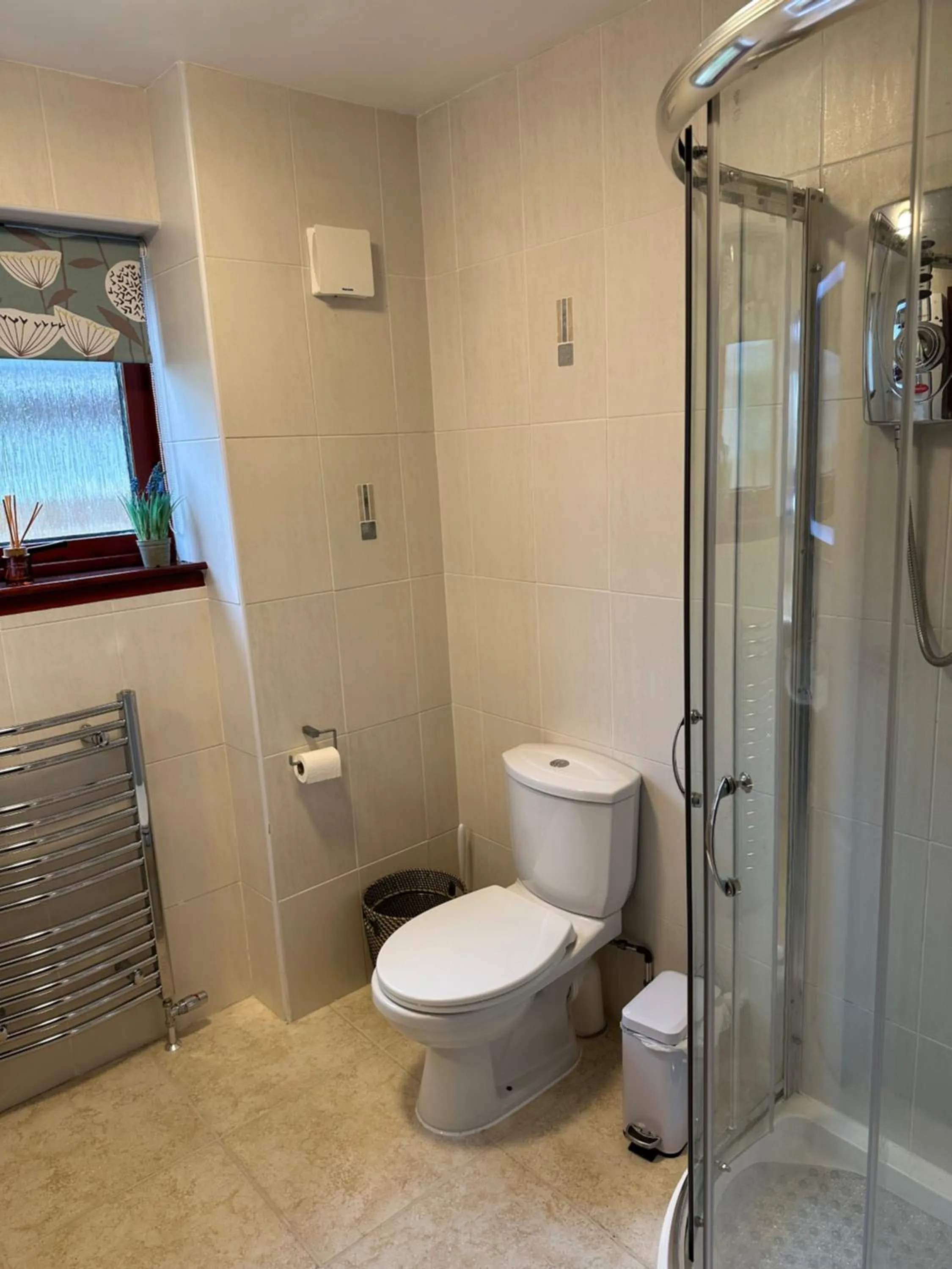 Shower in Dunhallin House