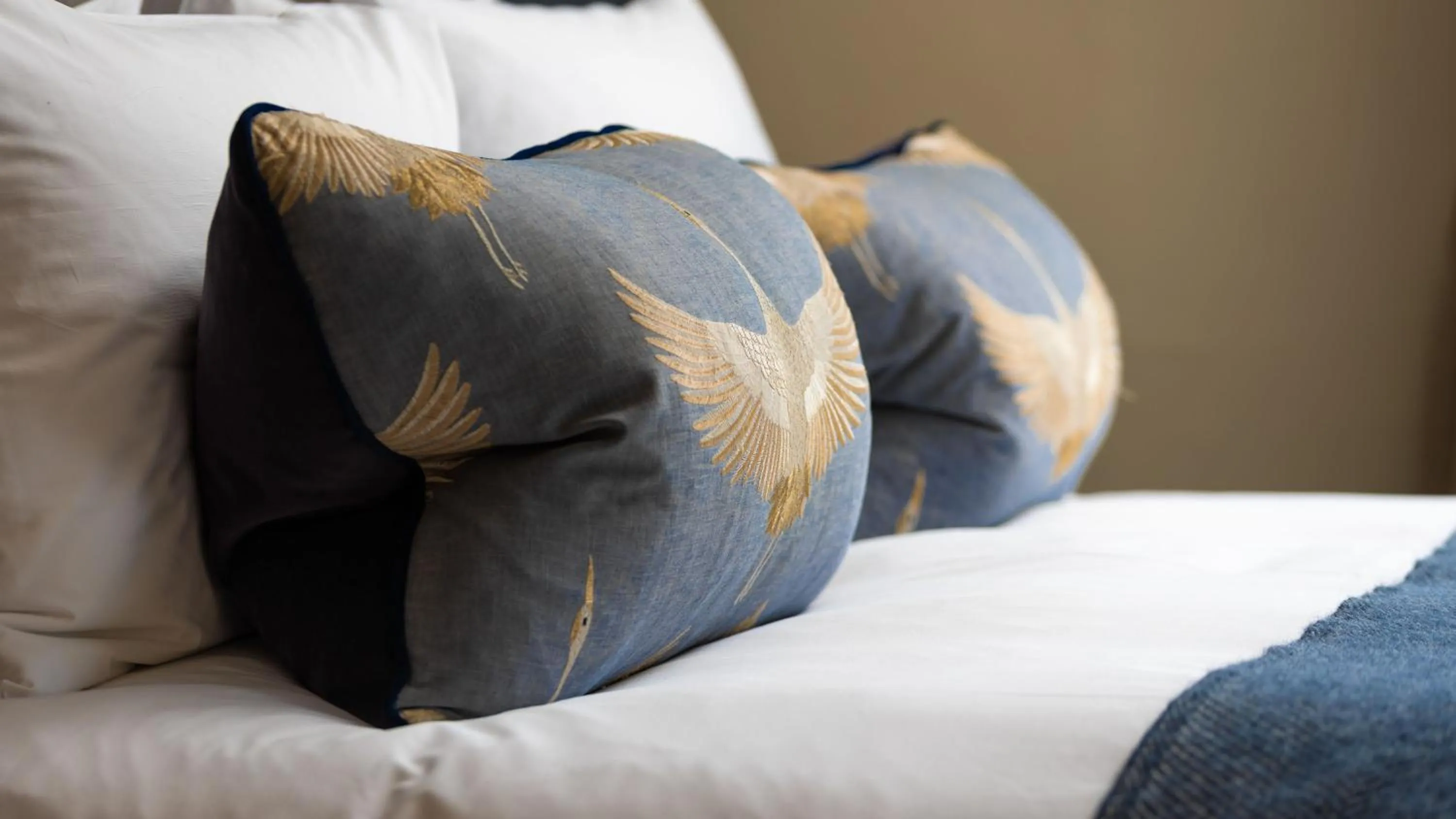 Bed in Ennios Boutique Hotel