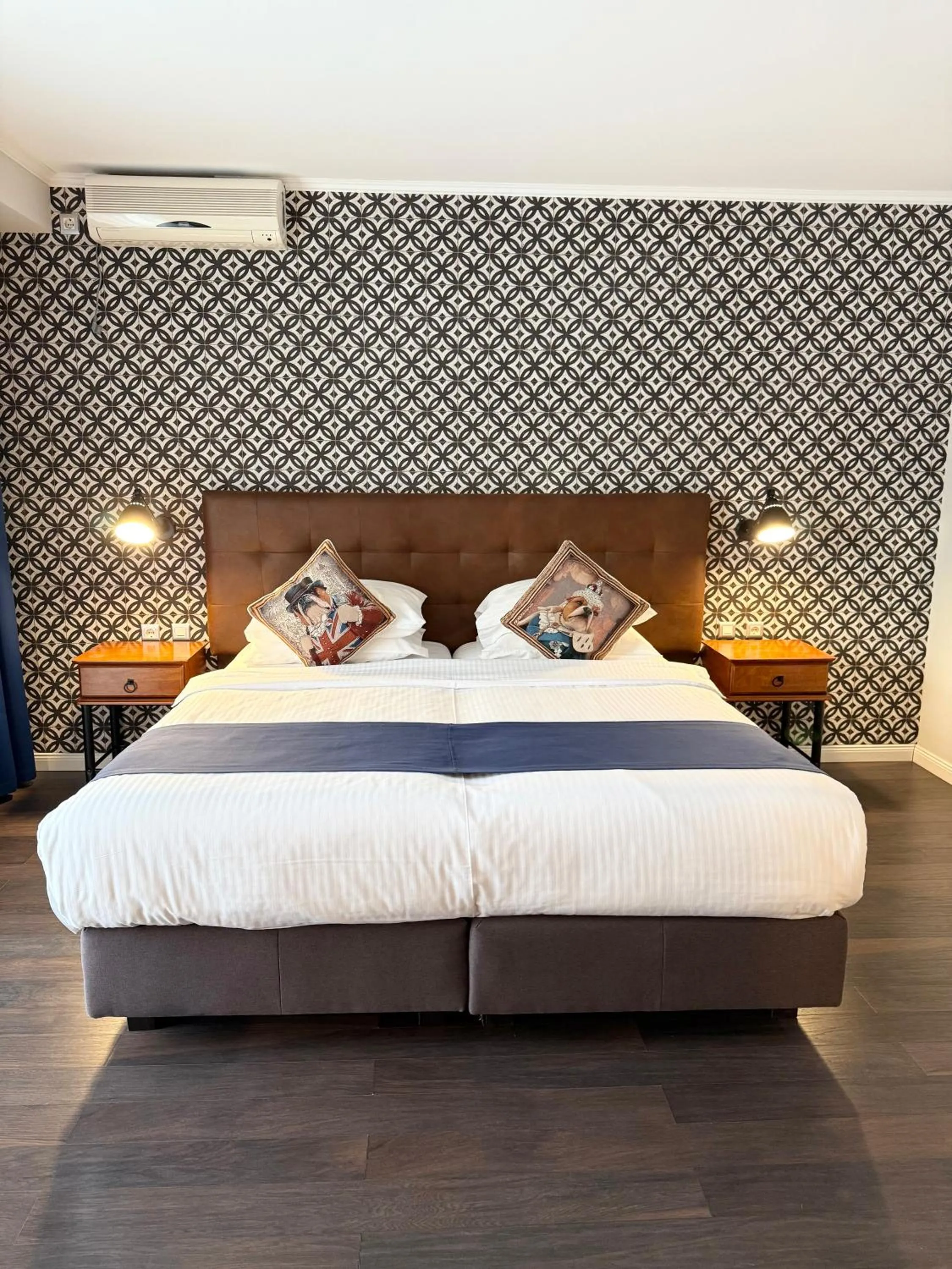 Bed in Krystal Boutique Mansion