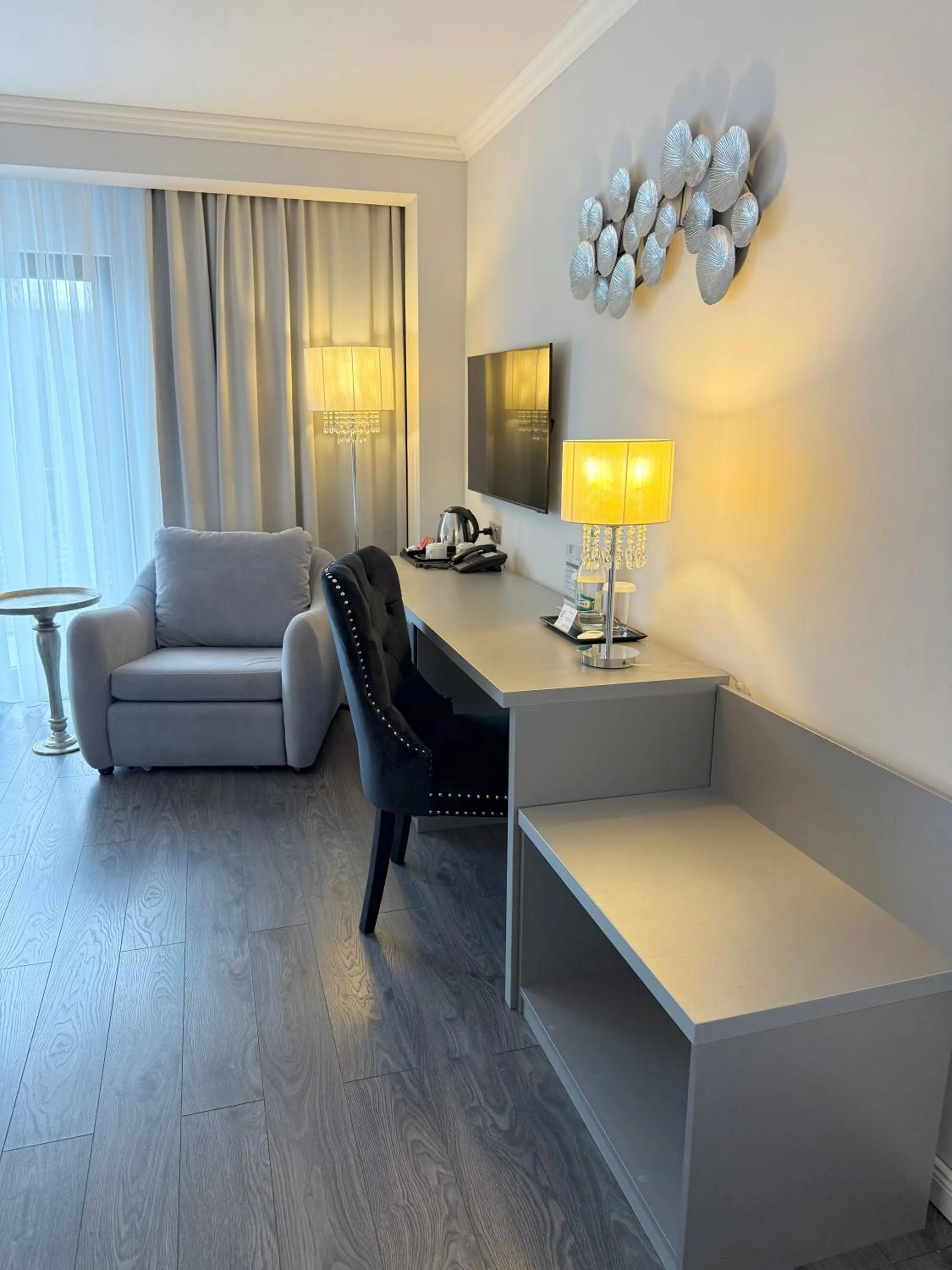 Krystal Boutique Mansion