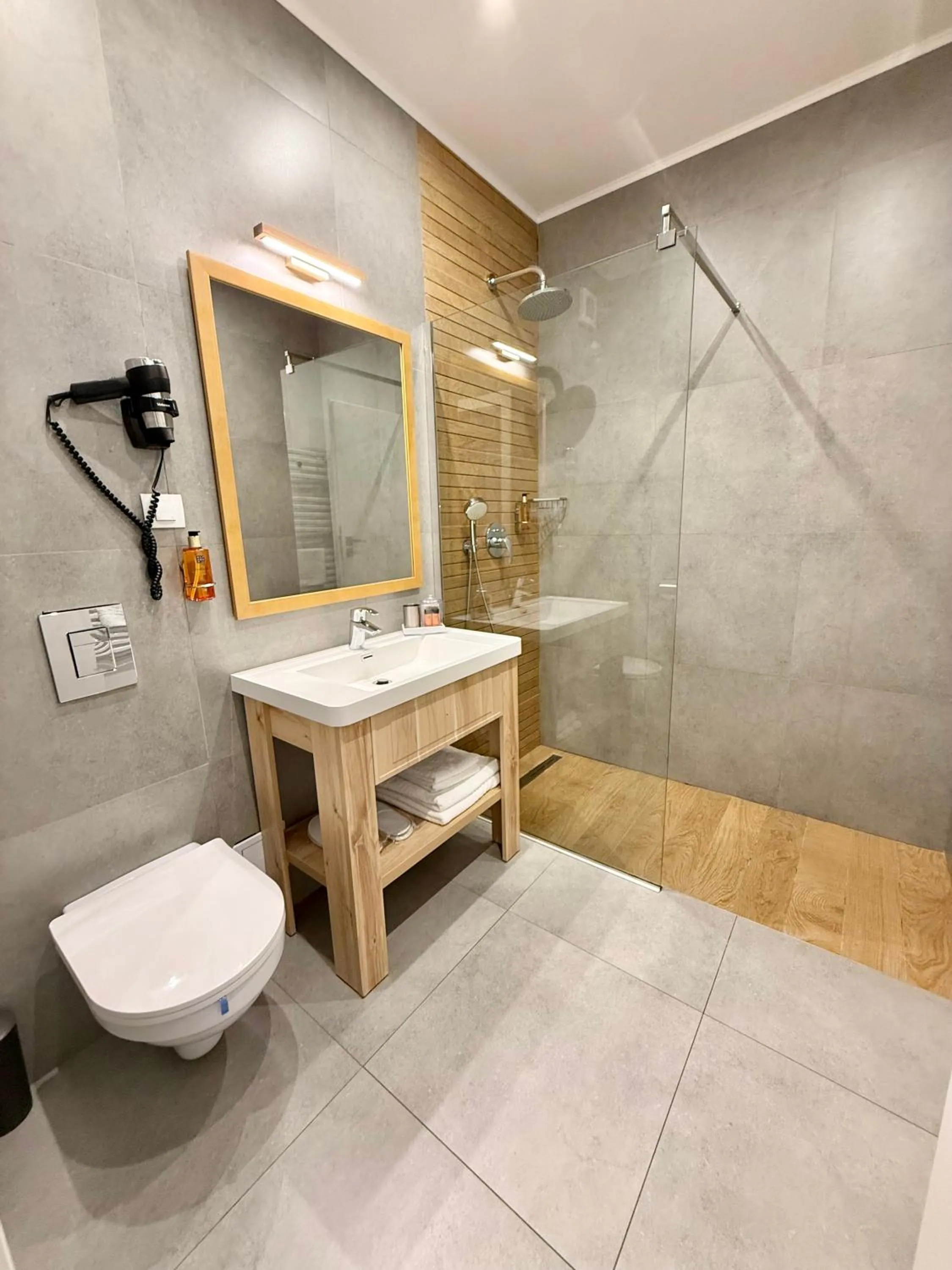 Krystal Boutique Mansion