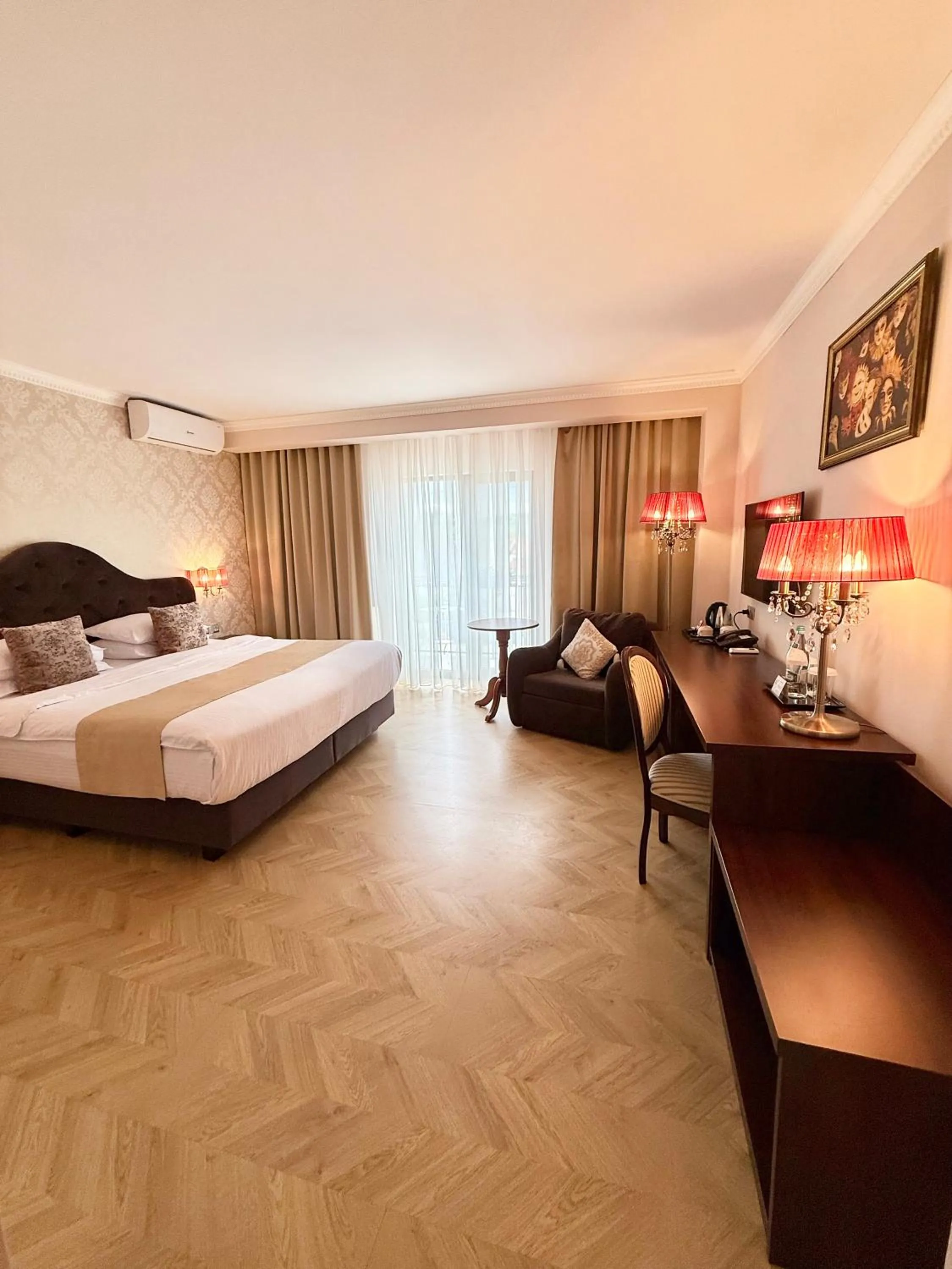 Bed in Krystal Boutique Mansion