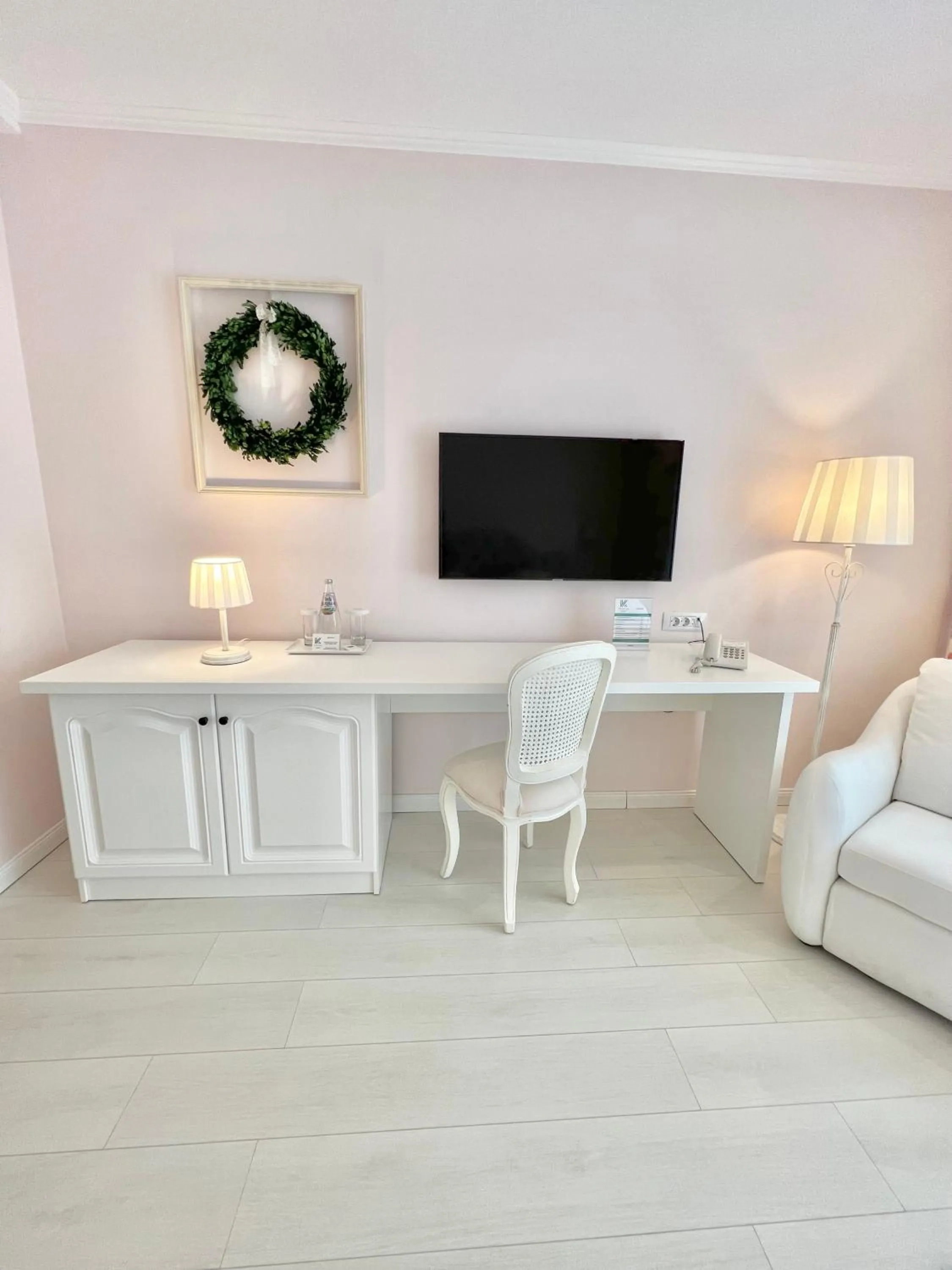 Krystal Boutique Mansion