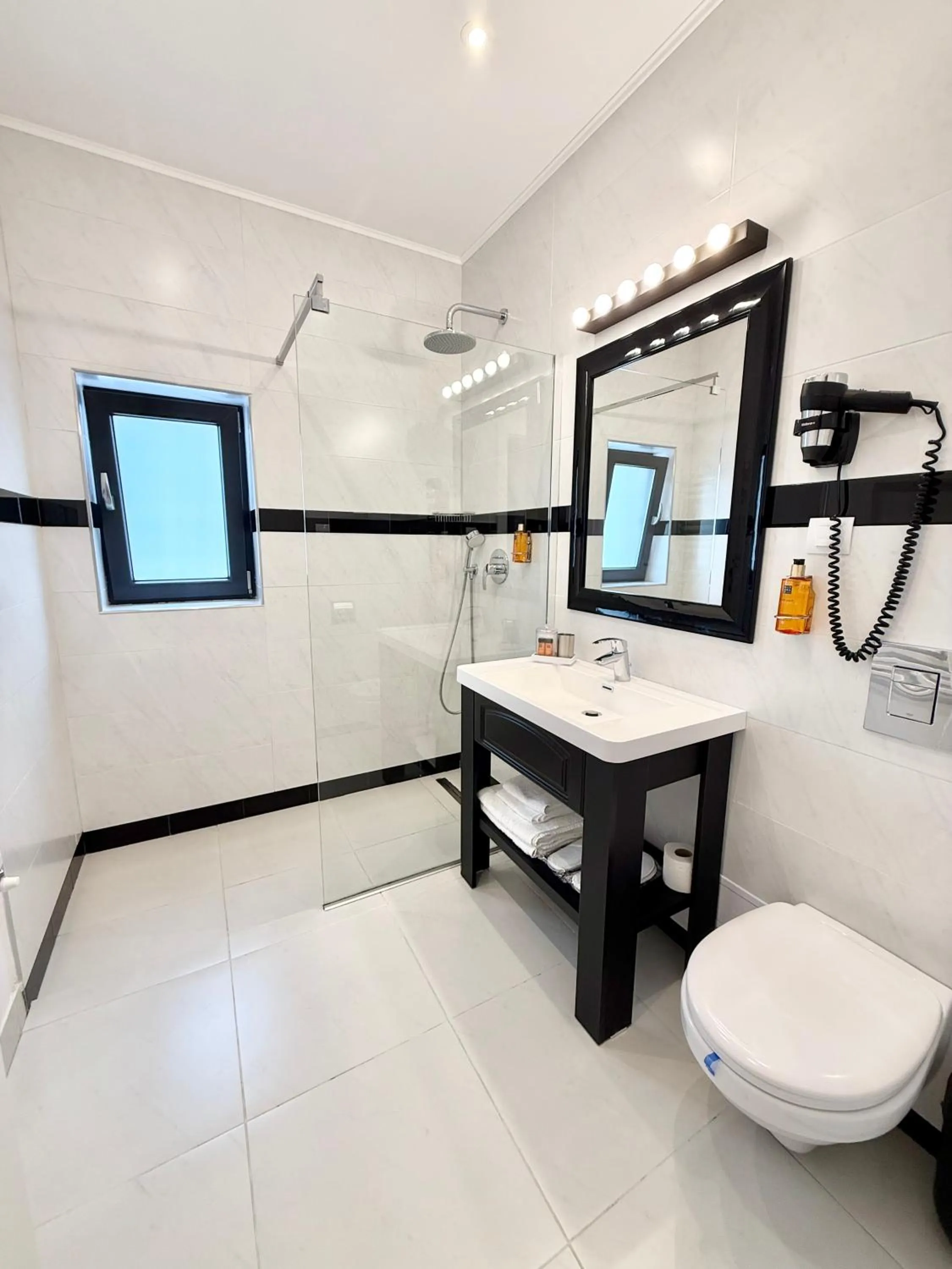 Krystal Boutique Mansion