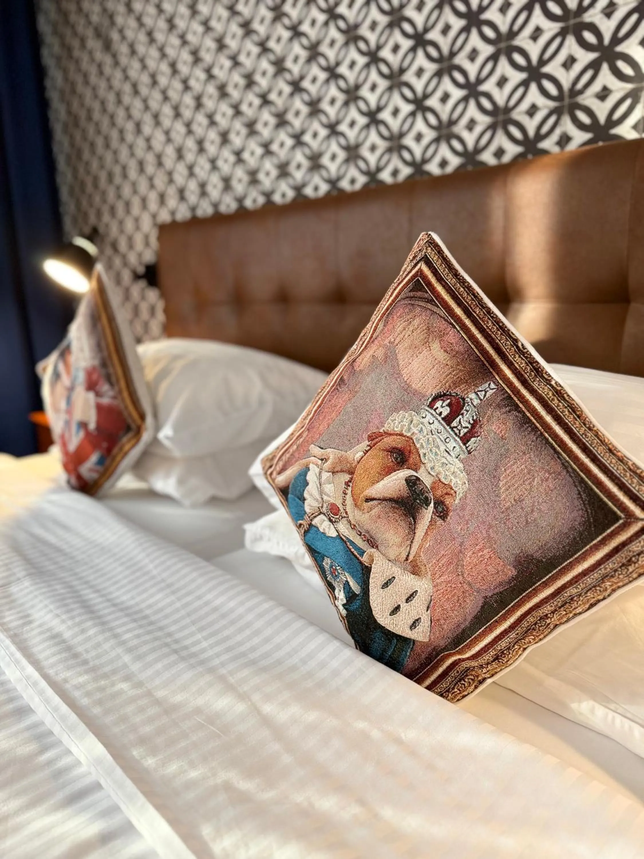 Bed in Krystal Boutique Mansion