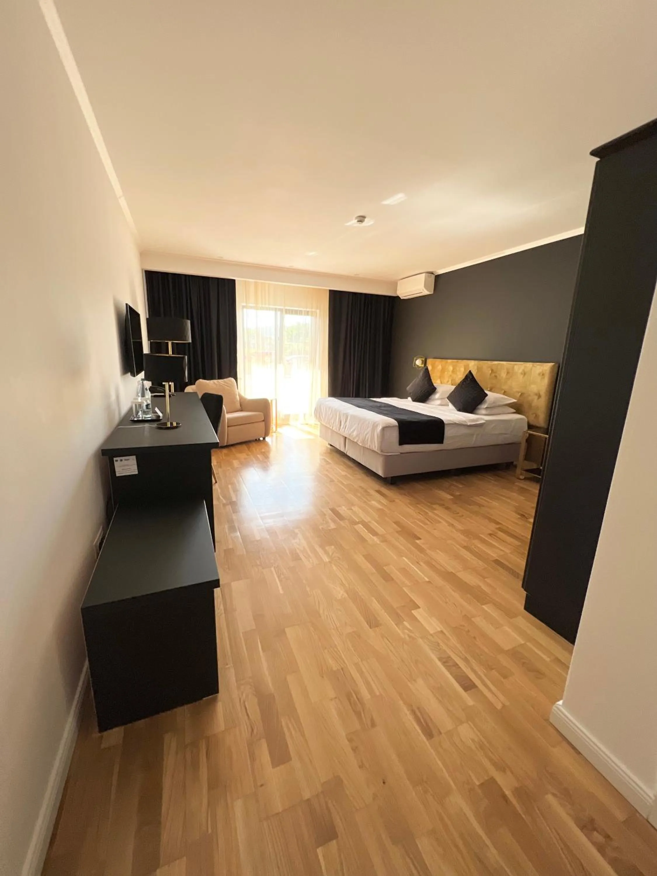 Bed in Krystal Boutique Mansion