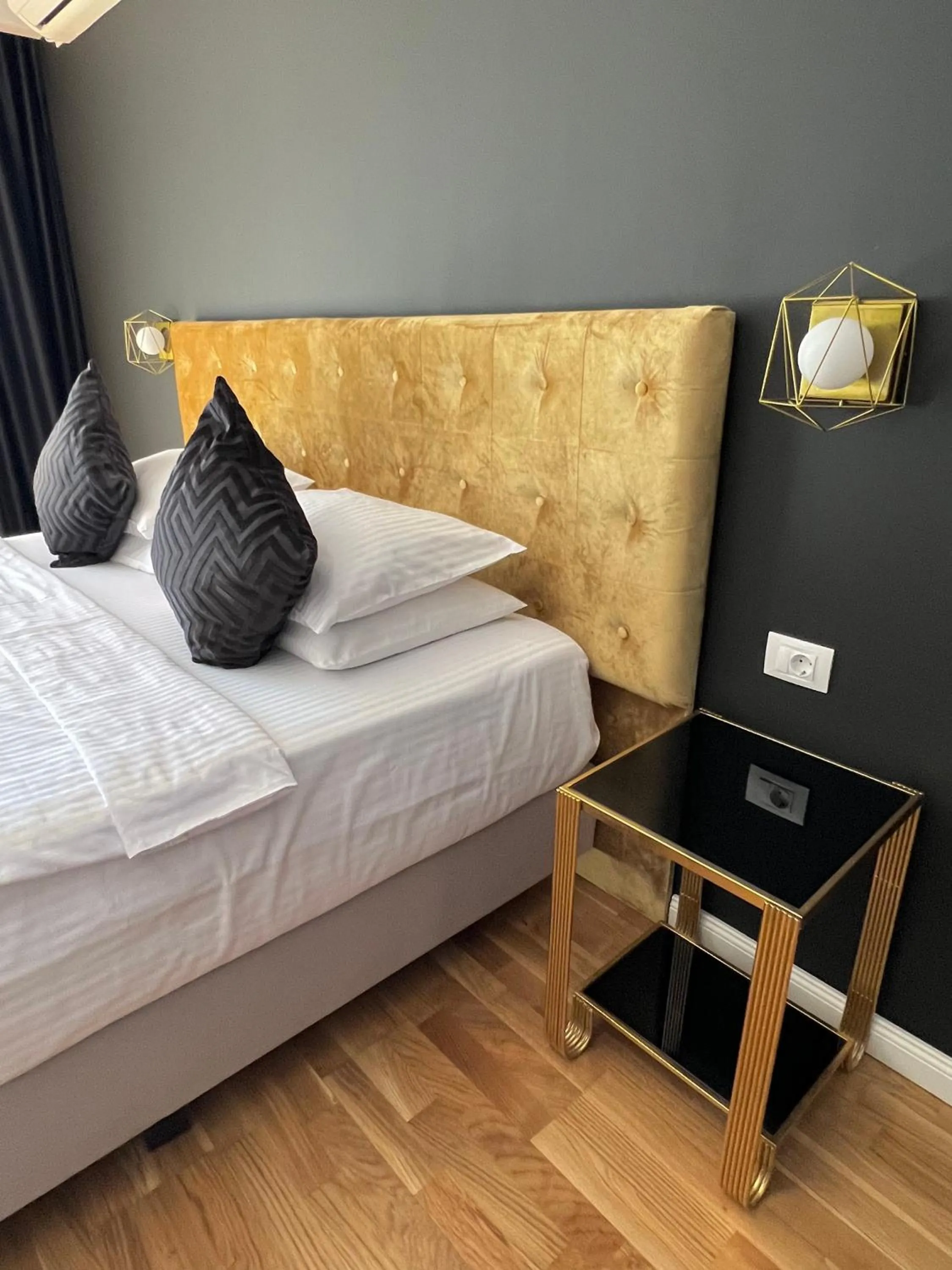 Bed in Krystal Boutique Mansion