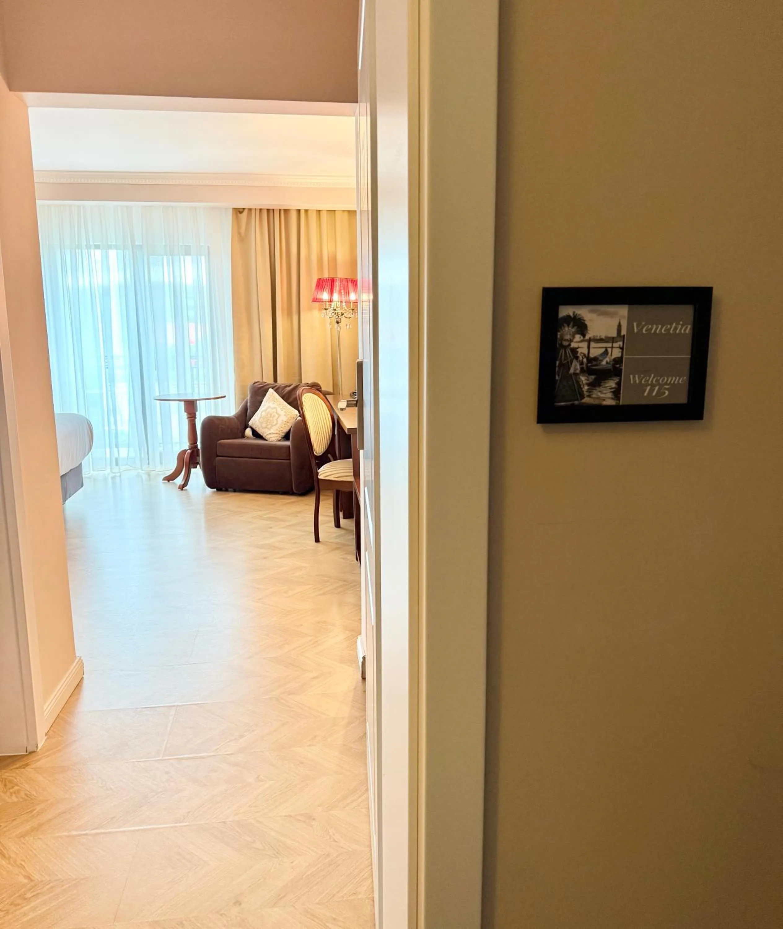 Bed in Krystal Boutique Mansion